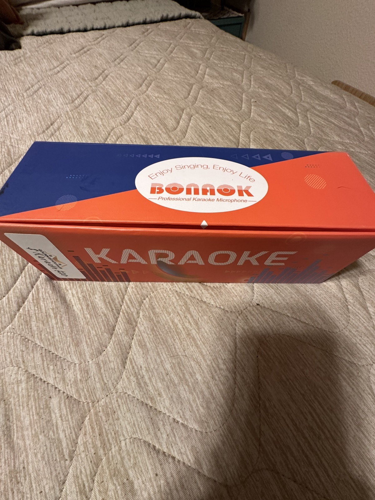 Wireless Bluetooth Microphone Karaoke Bonaok brand / Black
