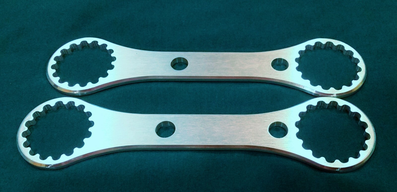 (2) Wheels Manufacturing Bottom Bracket Tool for 48.5mm+44mm 16 notch- Wrench,BB