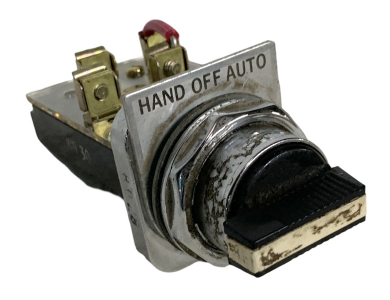 Furnas Electric 52SA2CAB 3-Position Selector Switch