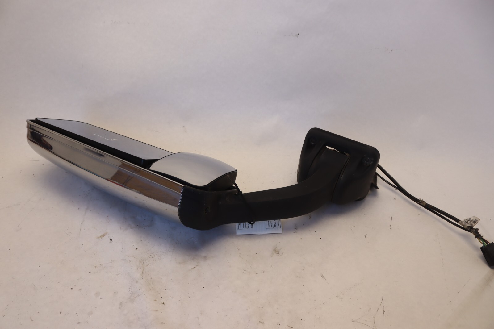 2008-2017 FREIGHTLINER CASCADIA 125 FRONT LEFT DRIVER SIDE DOOR MIRROR OEM