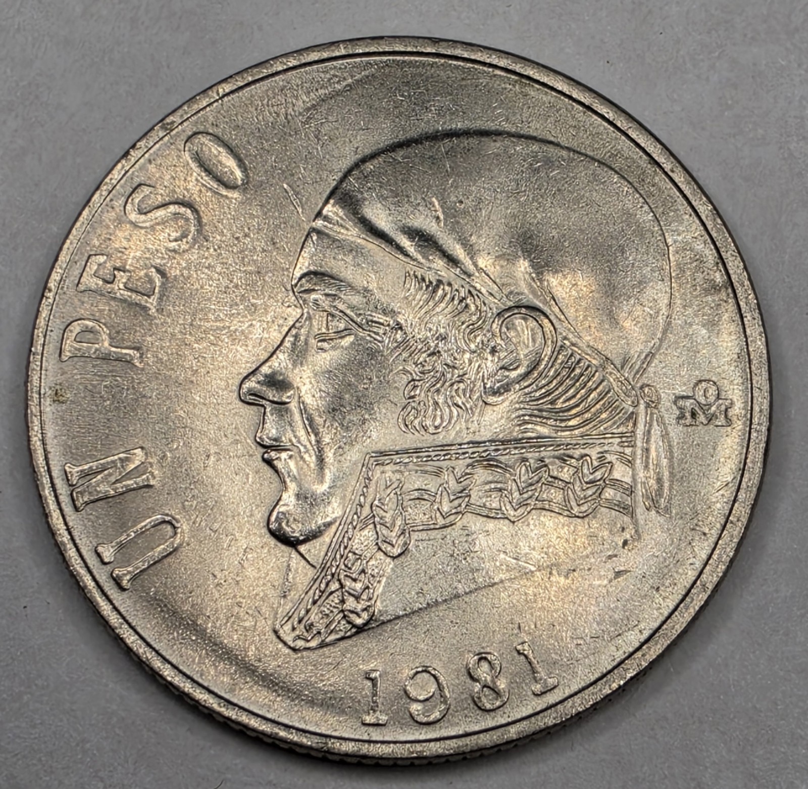 1981 Mexico 1 One Un Peso - Copper Nickel Coin - Mexican - World Coin - L5