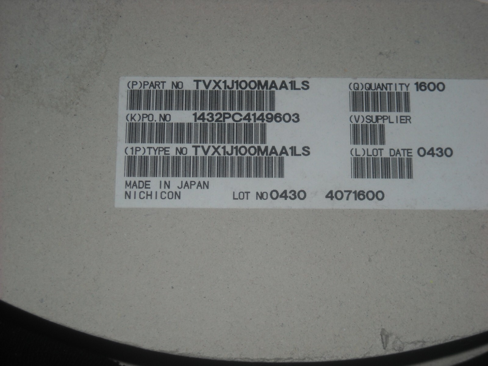 25 PCS NICHICON TVX1J100MAA ALUMINUM CAPACITOR 10UF 63V 20% AXIAL 6.3 X 12.5