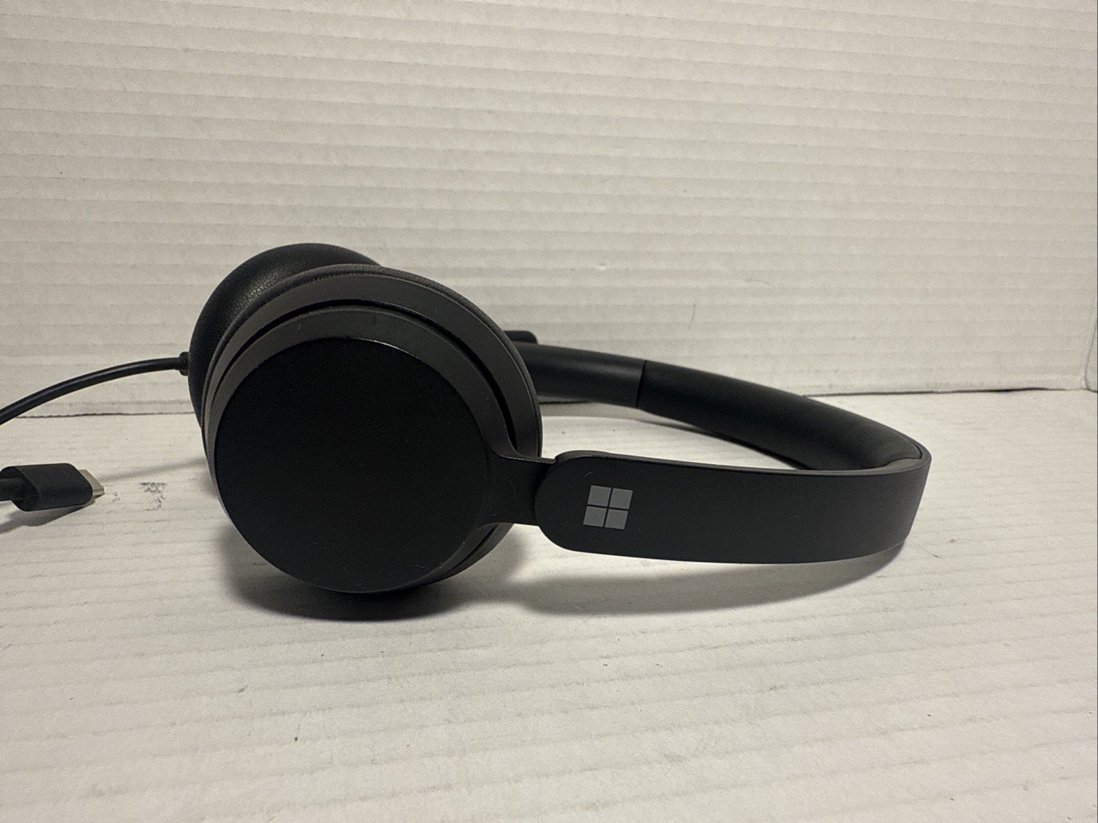 Microsoft Modern USB-C Wired Headset NC Mic Teams - Tested Good Used Condition
