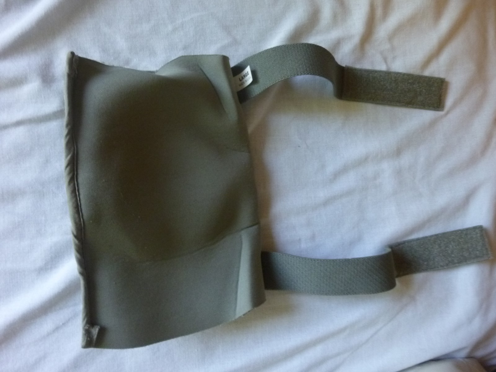 US military Elbow Pad Digital pattern Large size Great for Range (AP)