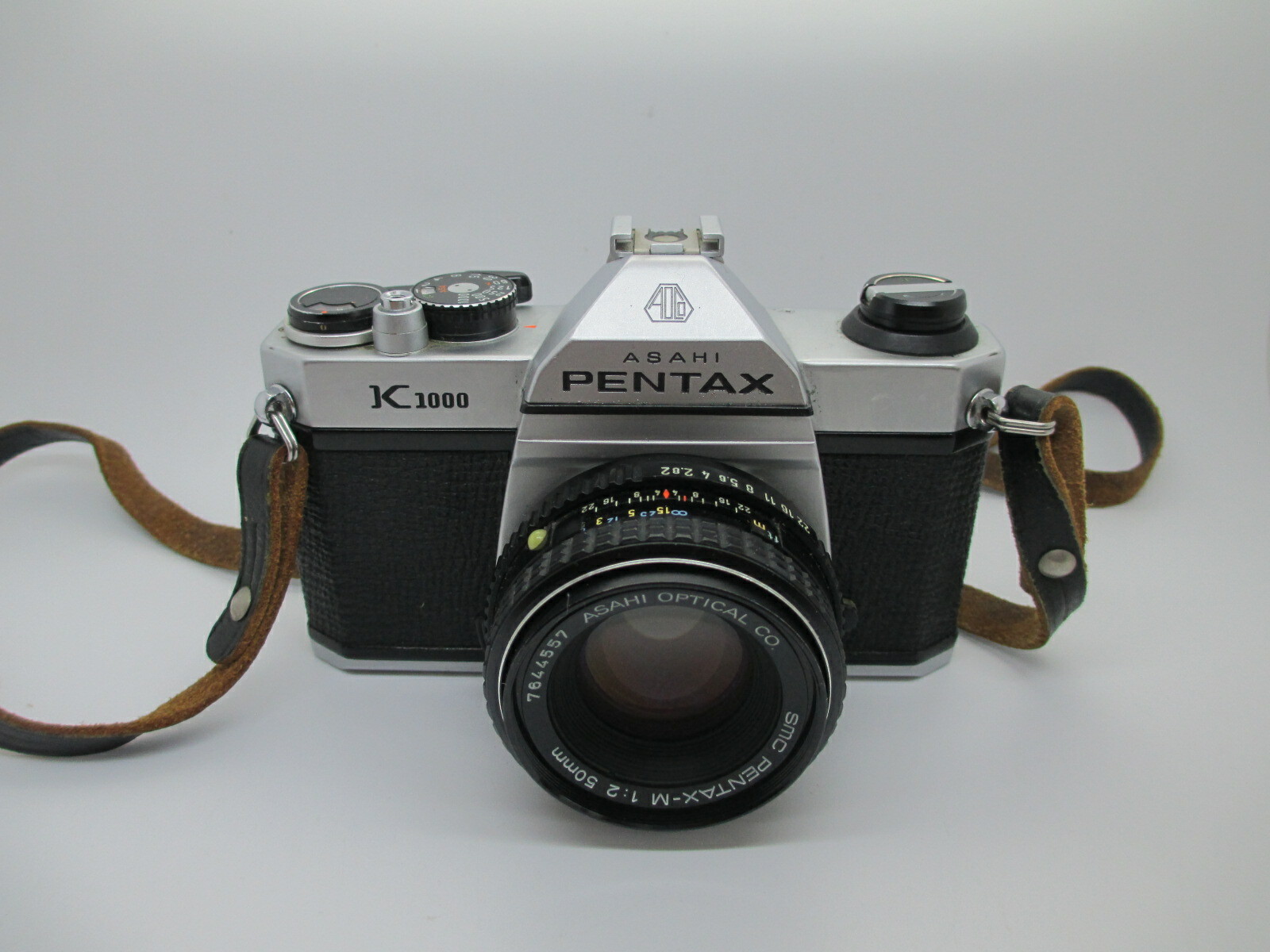 Pentax K1000 35mm SLR Film Camera w 50mm PK Mount Manual Focus Lens TESTED WORKS