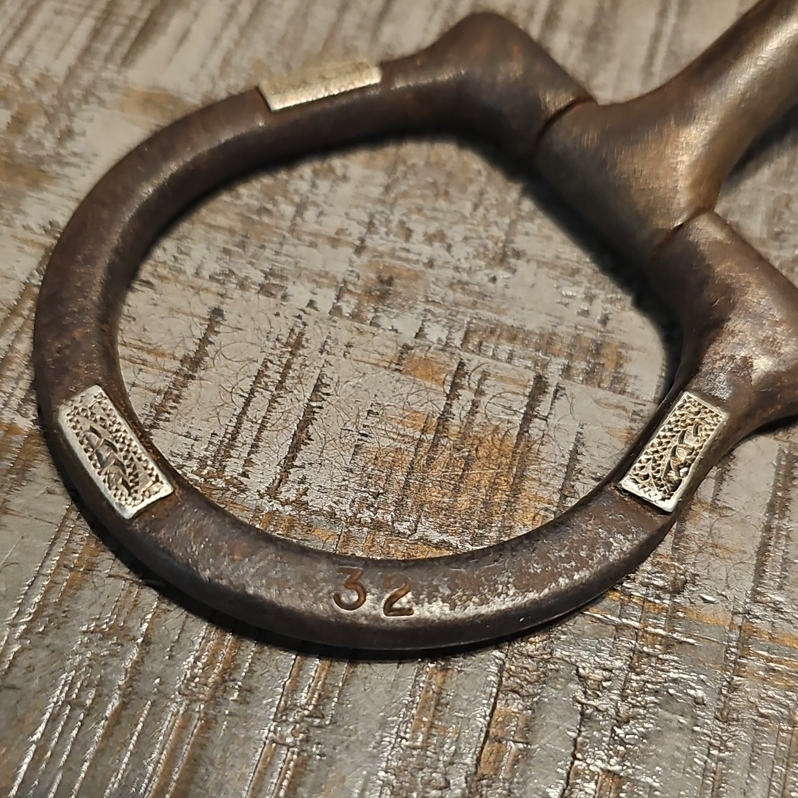 Handmade Driving Silver Inlaid Marked "32" Metal D-Ring Bit