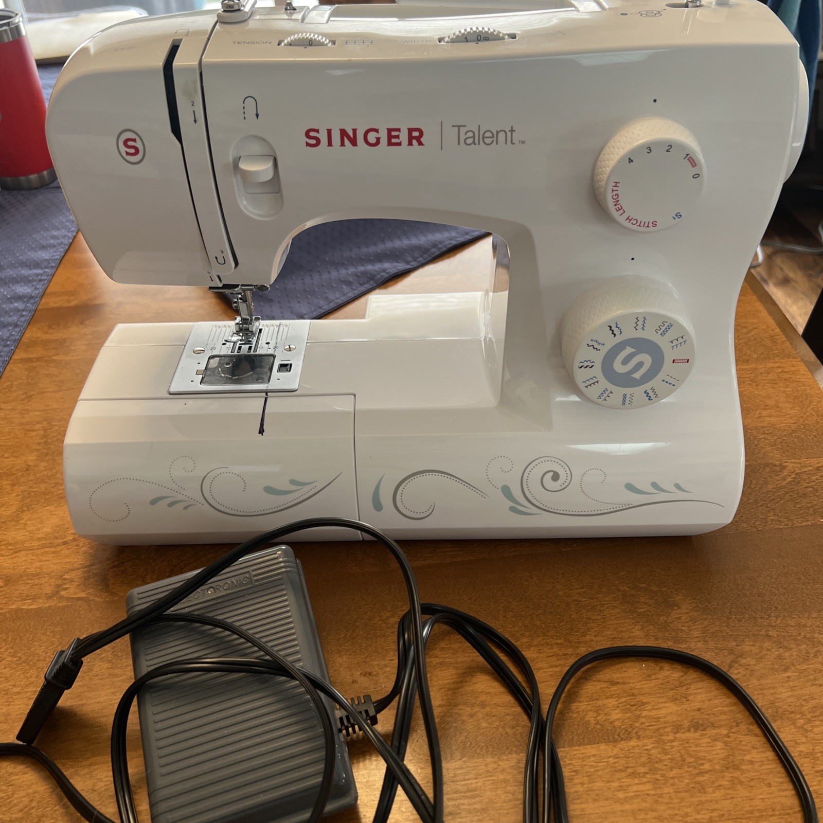 Used Not Working Singer Talent 3323 Sewing Machine Parts Only