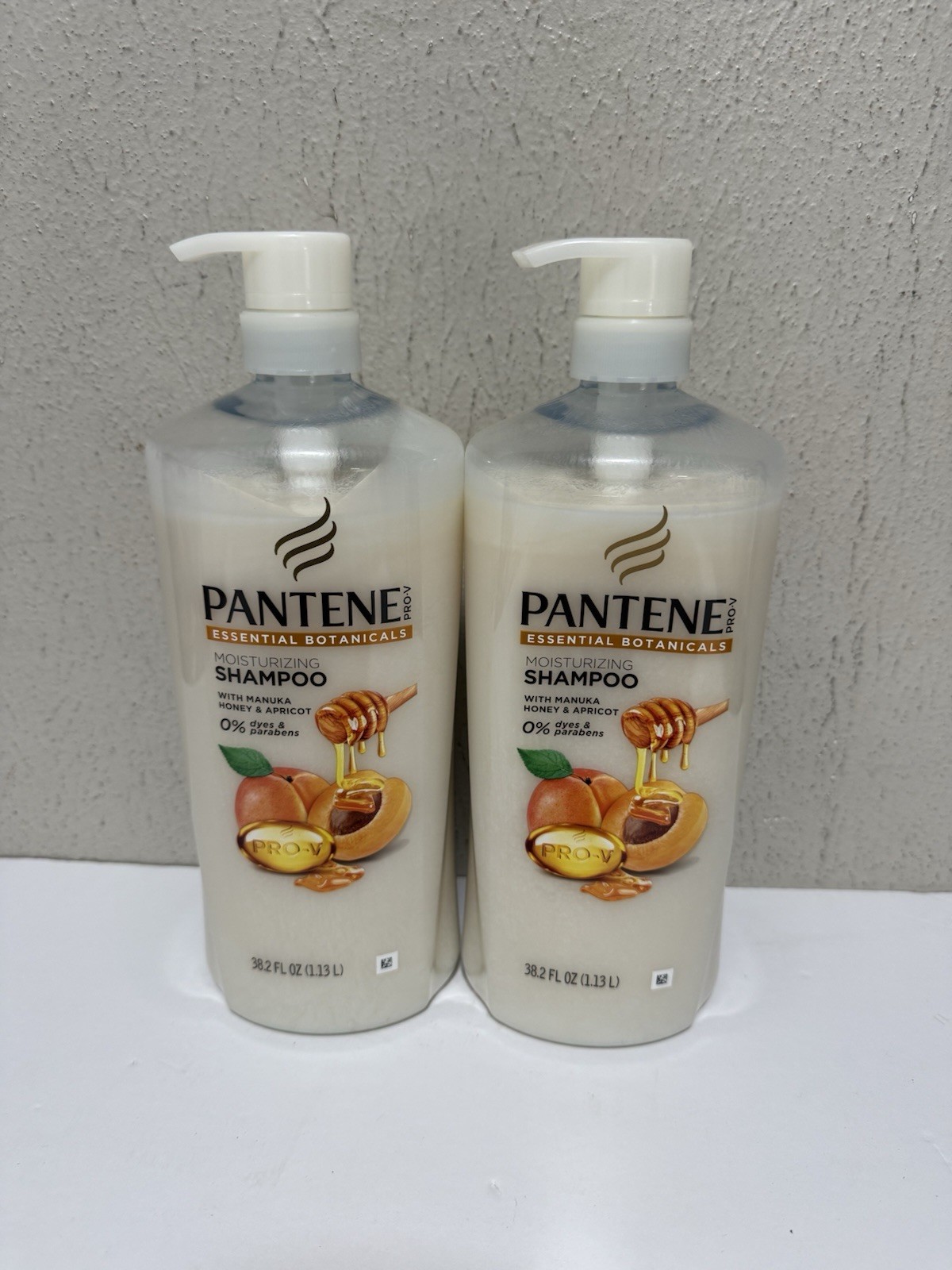 Lot of Two NEW Pantene Pro-V Botanicals Shampoo Manuka Honey Apricot 38.2 oz