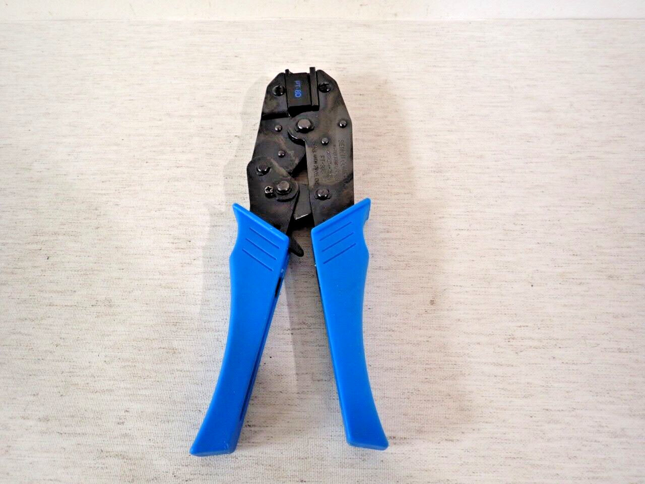 Siemon Company PT-808  Crimper Tool  with 8 Pos , DIE made in USA