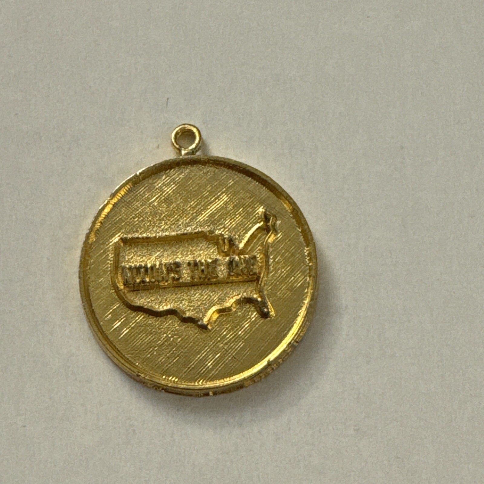 Vintage Richard Nixon Nixon’s The One Charm Round AV5E