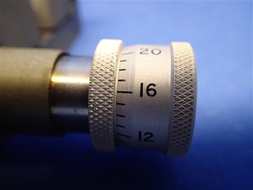 AEROTECH MODEL ATS 302 ADJUSTABLE STAGE NOS NEW OLD STOCK