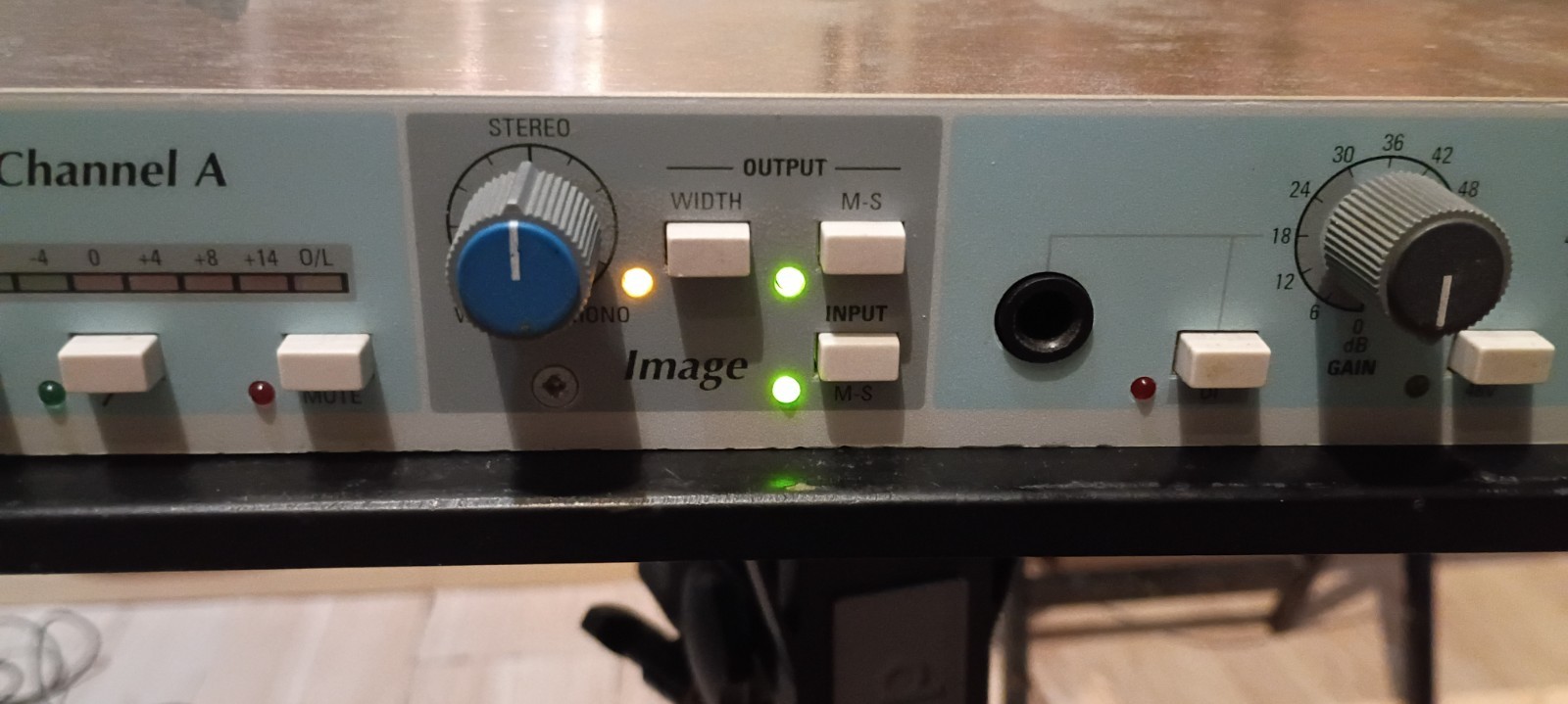Amek dual pre system 9098