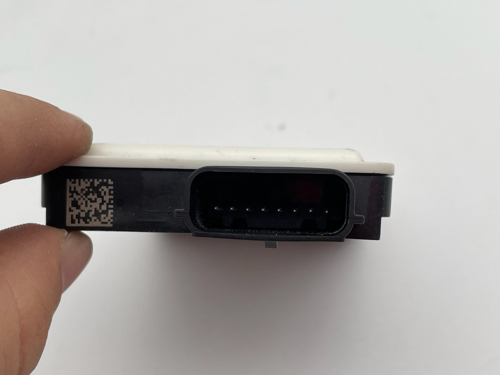 2017-2020 CHEVY IMPALA REAR RIGHT BLIND SPOT RADAR SENSOR MODULE 84402684 OEM