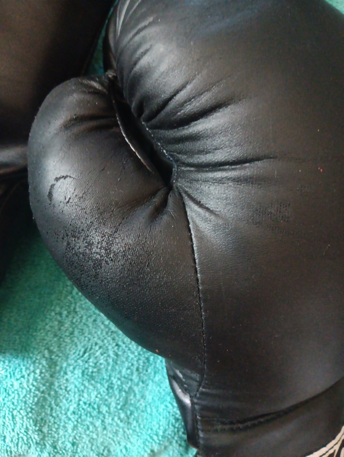 TKO-TECHINICAL KNOCKOUT- ALL PURPOSE BOXING GLOVES - 16oz, Good