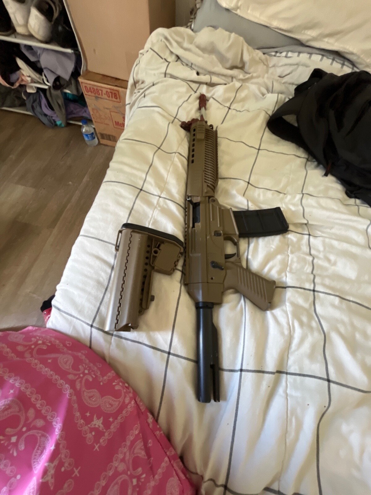 Airsoft just needs a battery fully auto powered and used condition I ask 175