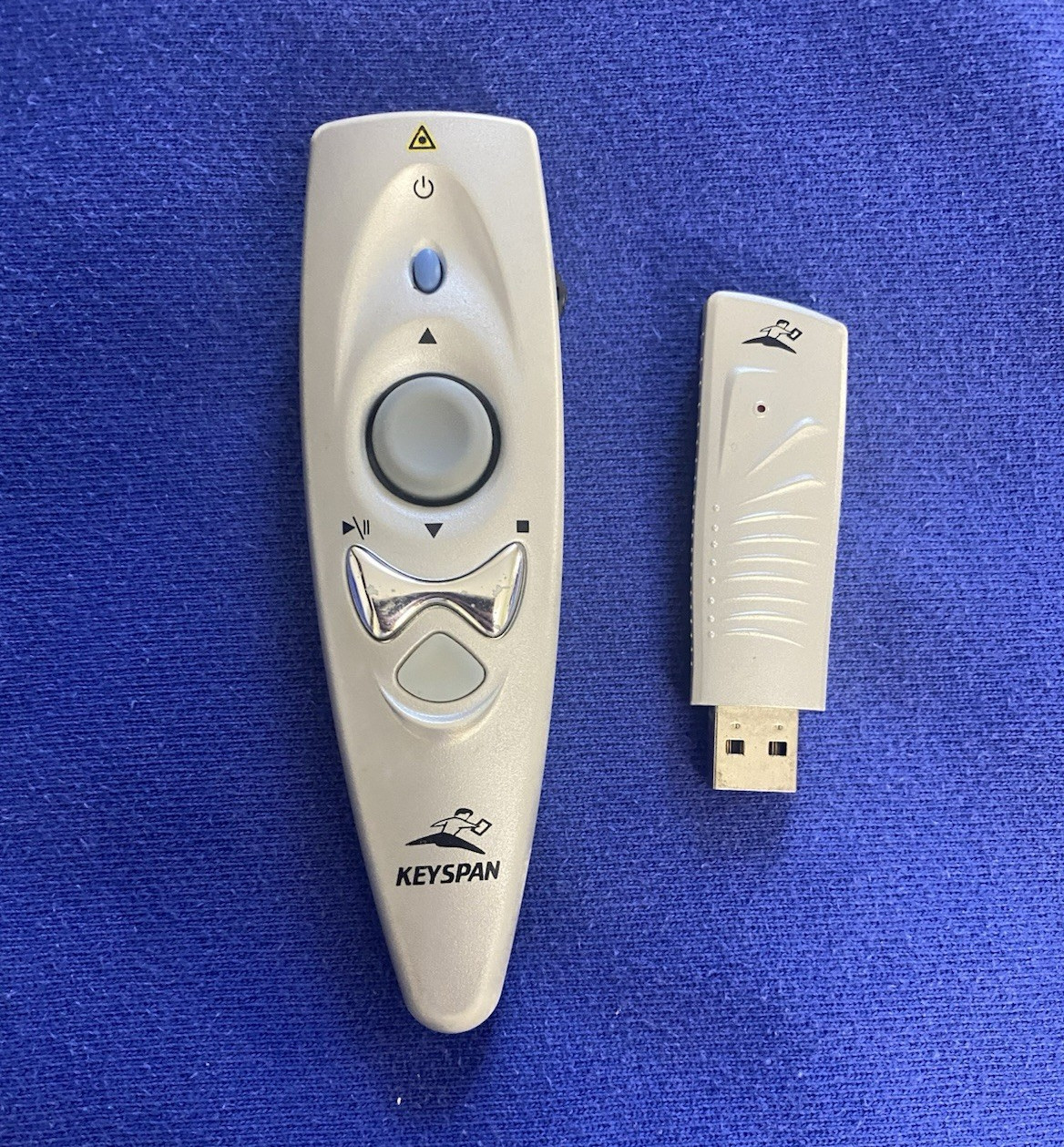 Keyspan TSAM-001 Wireless Presentation Remote Laser Pointer USB Receiver Silver