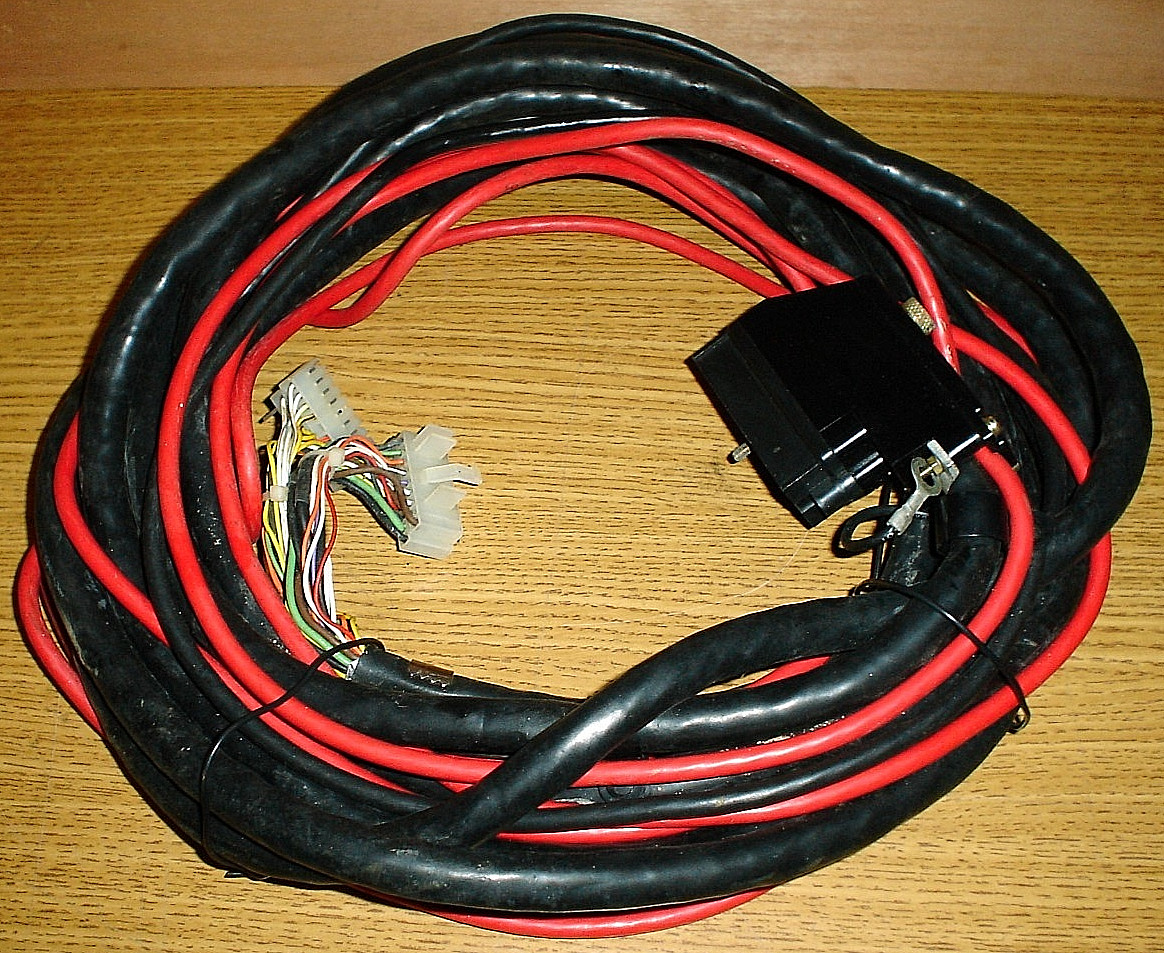 Vintage General Electric 19D901739G1 Mobile 2-Way Radio Power Control Cable GE