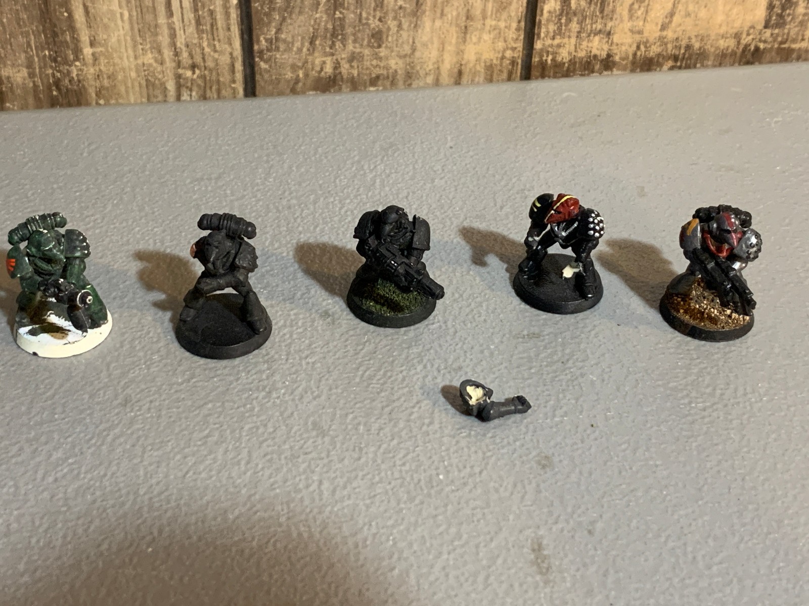 A28849 WARHAMMER 40K SPACE MARINES OOP ROGUE TRADER RTB01 BEAKIES INCOMPLETE LOT