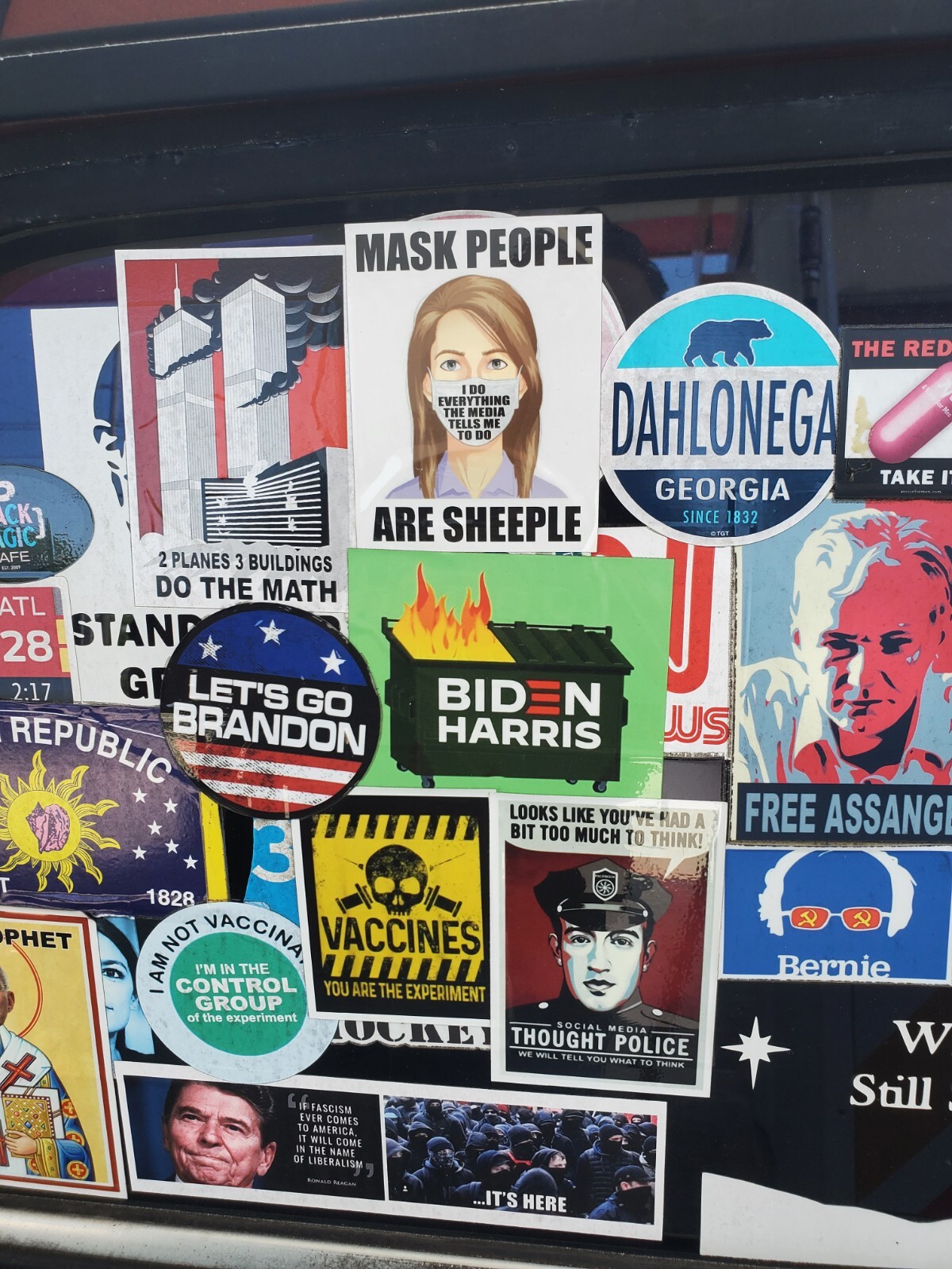 DONALD TRUMP 2024 STICKERS *WORLDWIDE 🌐 SHIPPING*