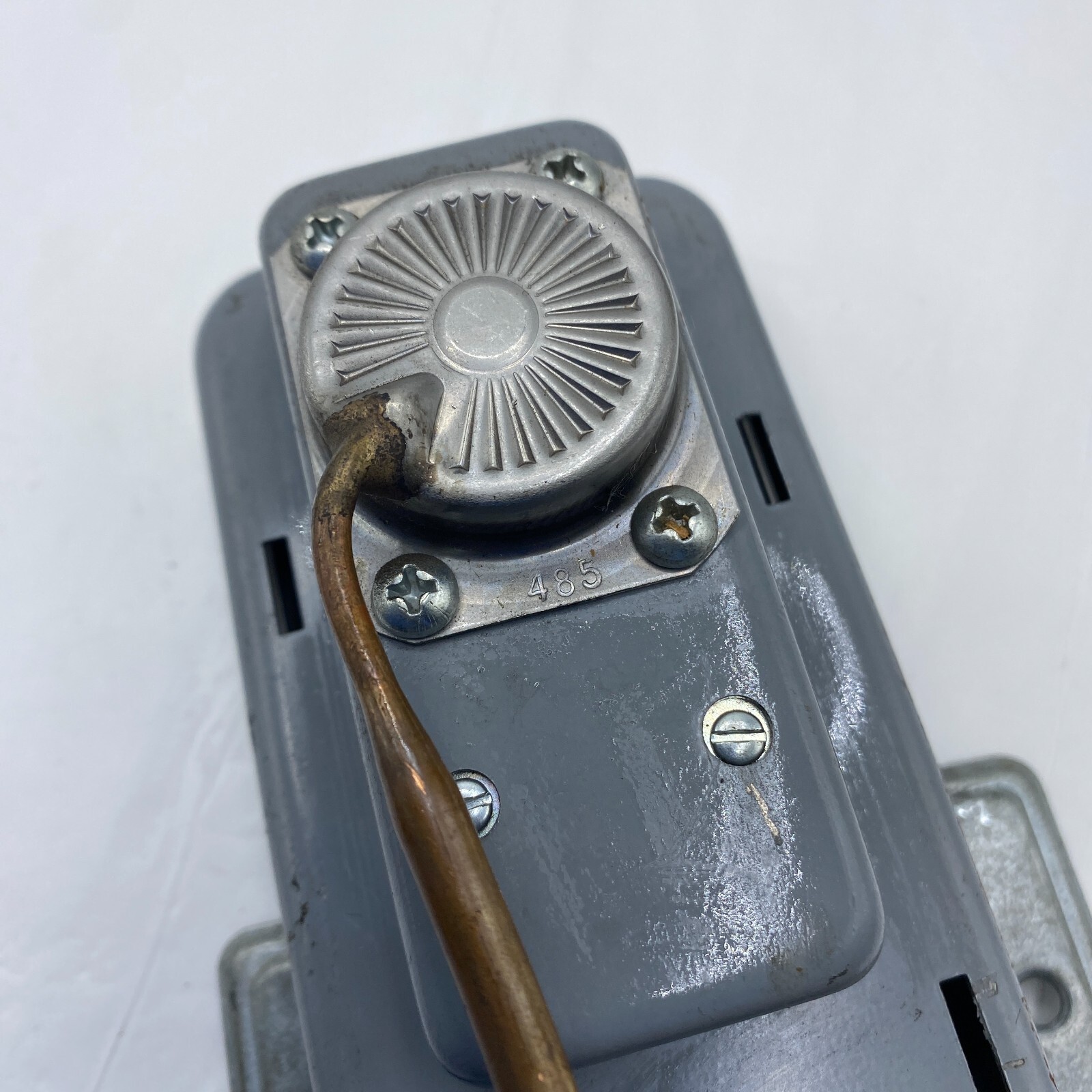 Dayton 2E477 Electric ROOM Thermostat 2E477🔔