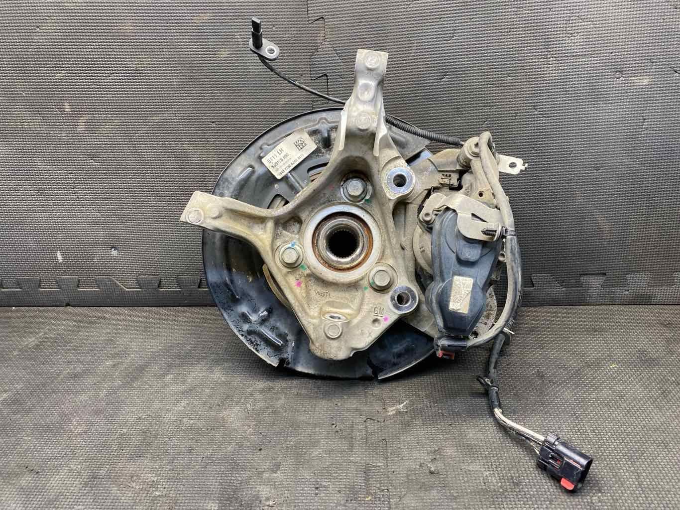 Chevy Trailblazer RS AWD 1.3L Front LH Driver Spindle Knuckle 2024
