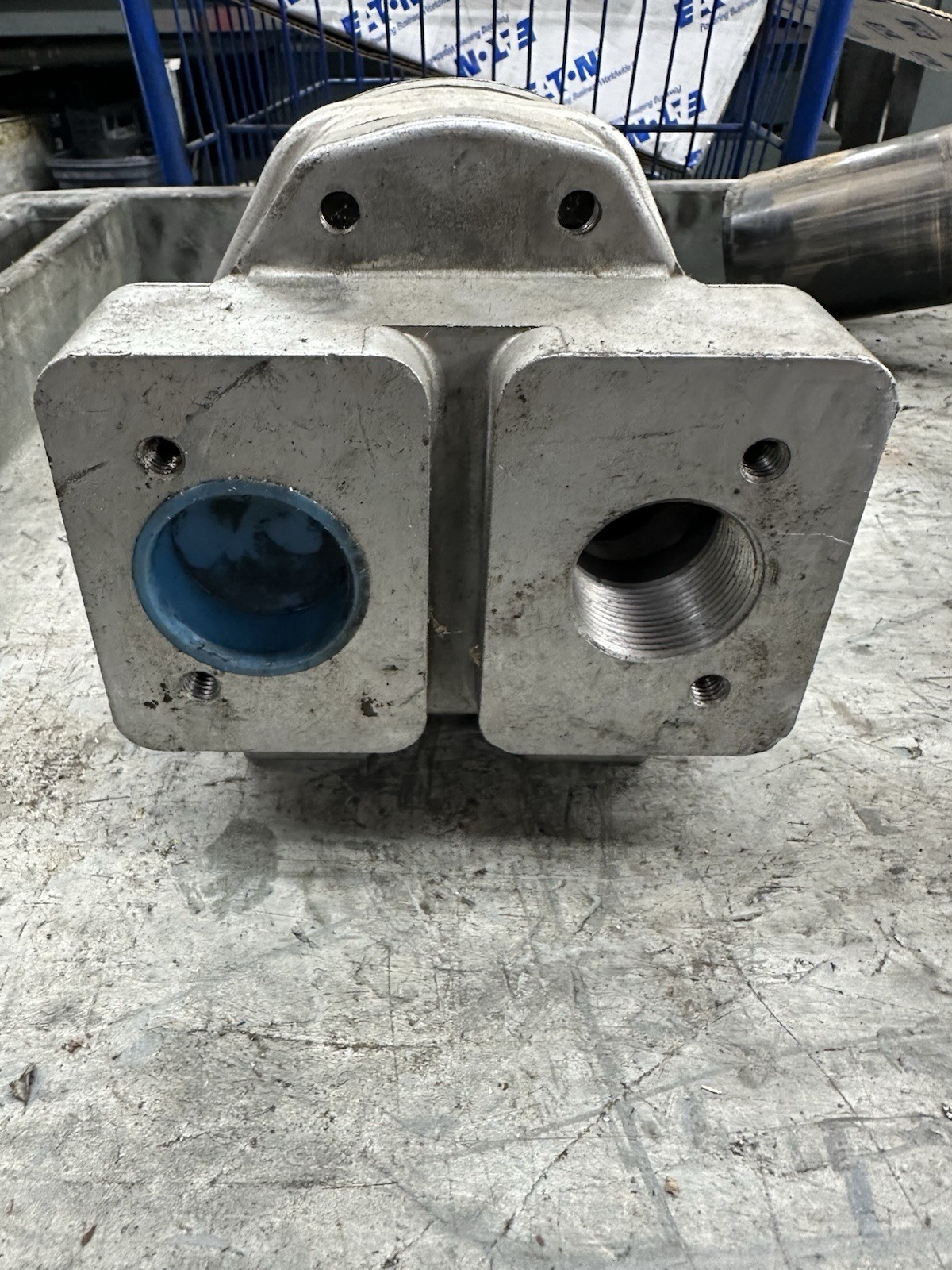 *NEW* TYRONE HYDRAULIC PUMP (1504-0020-B8RPX)