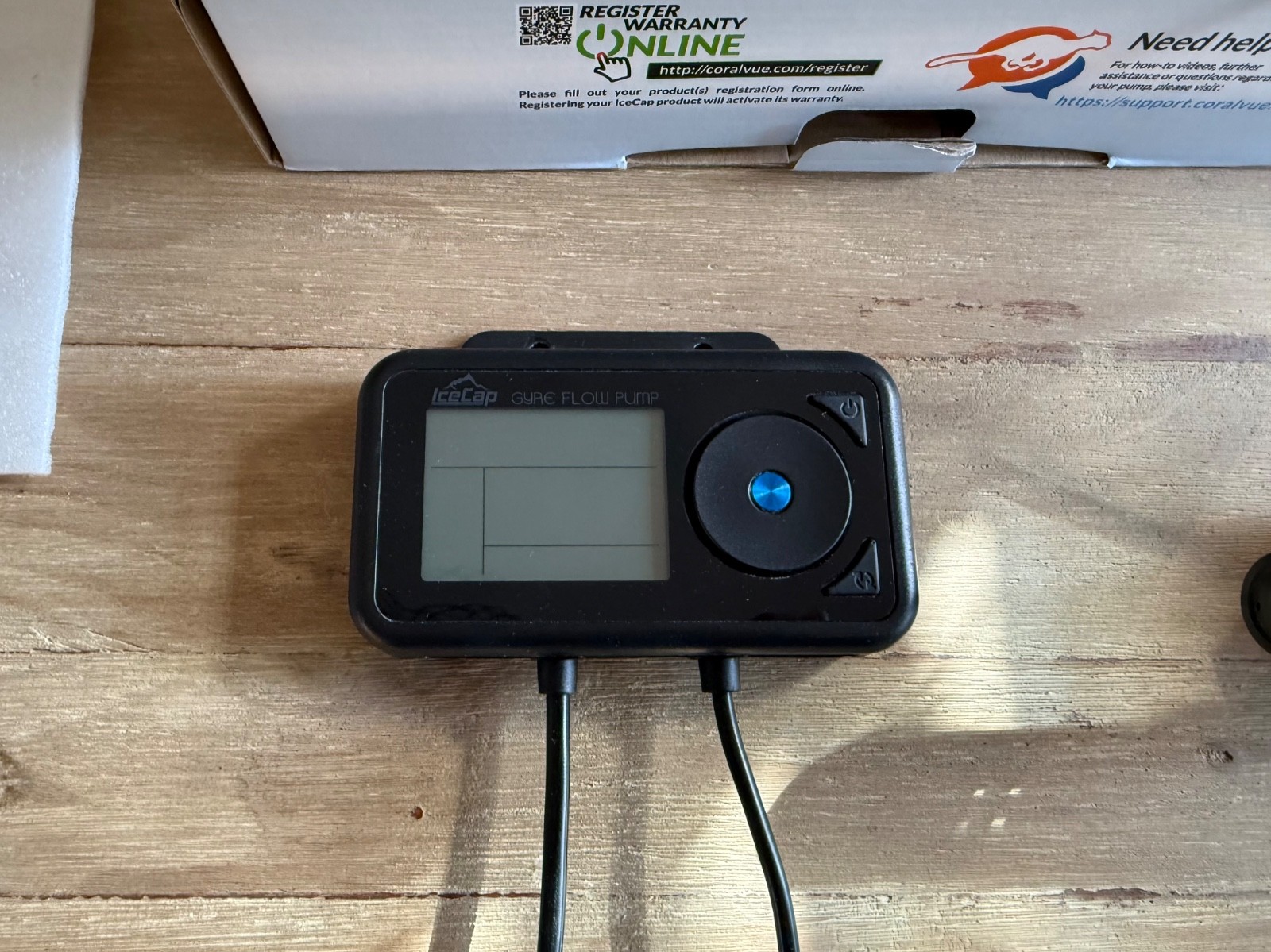 Icecap 2k Gyre Flow Pump with Controller 2000GPH Crossflow Water Movement