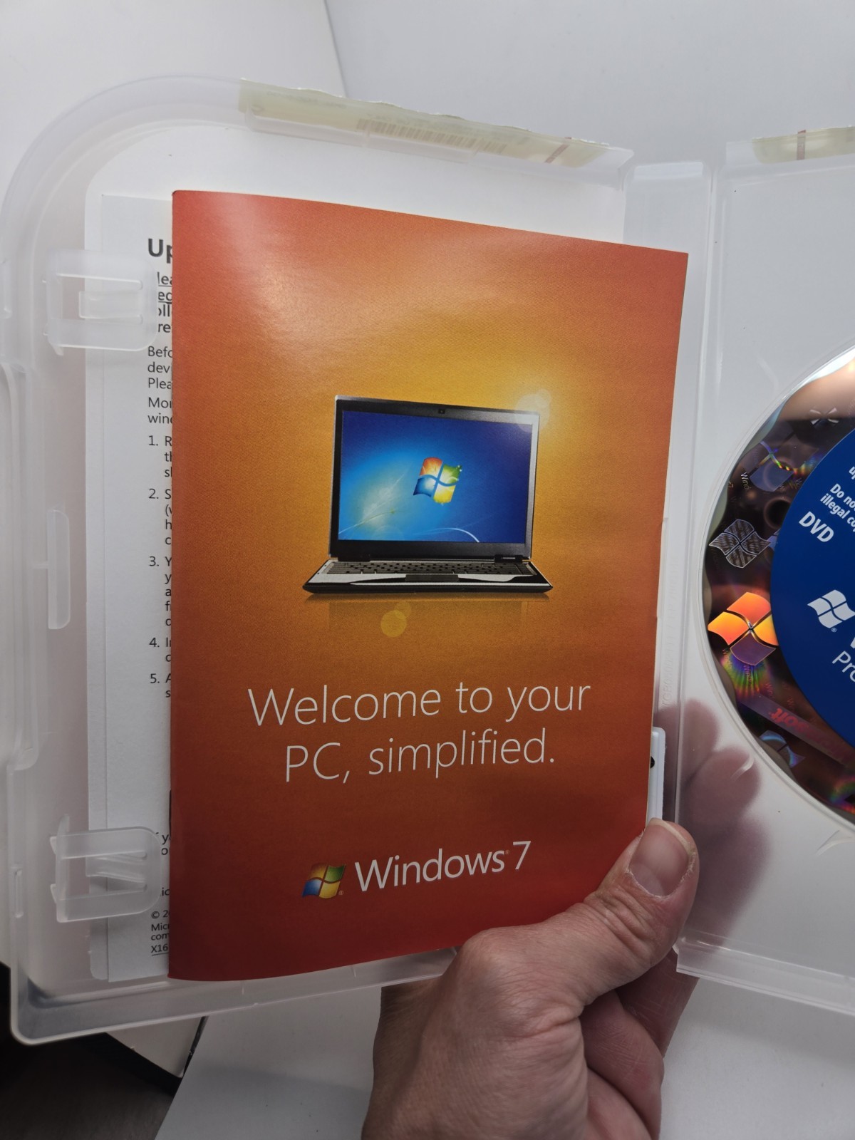 Microsoft Windows 7 Professional 32/64 Bit Full Version for Windows. Pre-owned