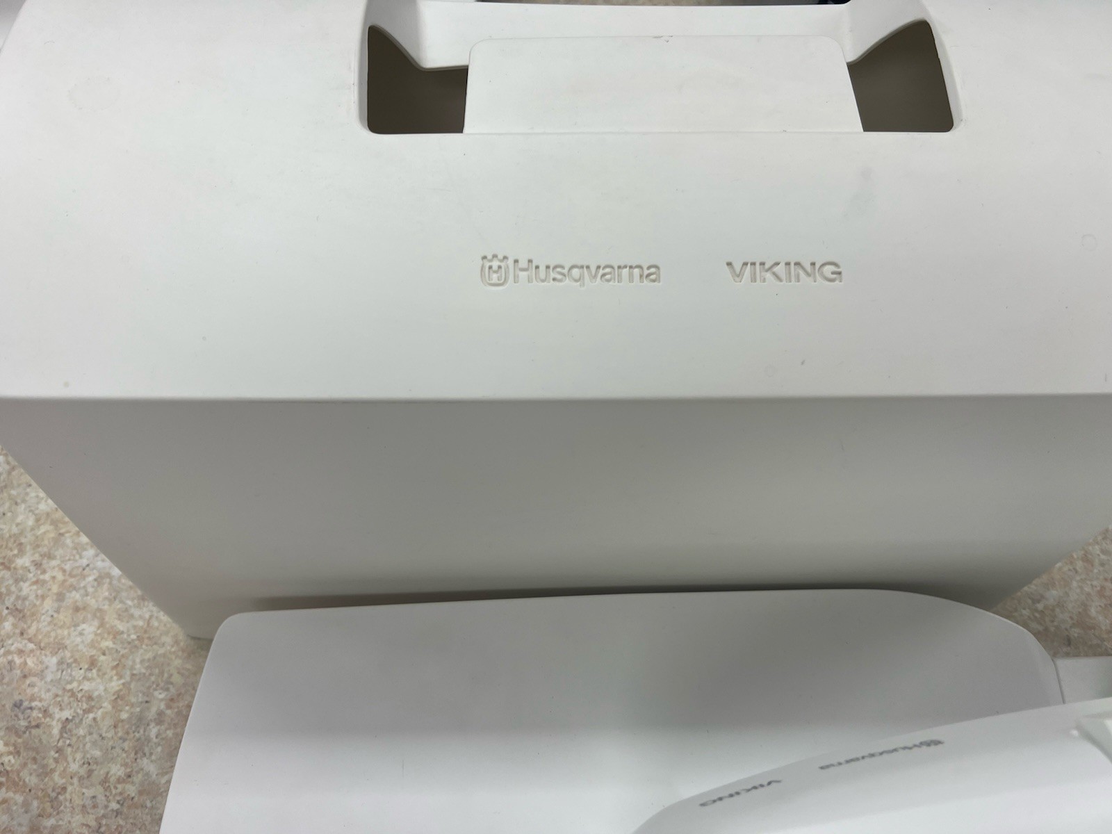 Husqvarna Viking Opal 690Q Sewing Machine