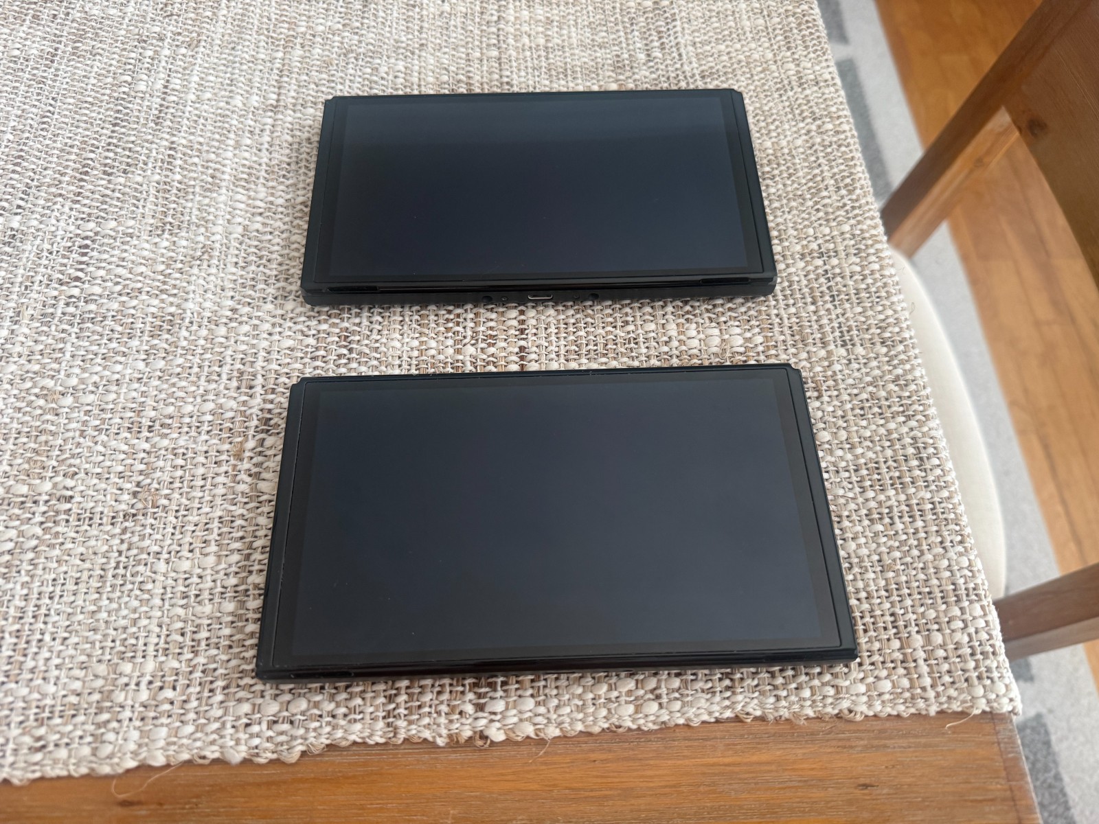 Nintendo Switch OLED  PARTS REPAIR BROKEN AS-IS - BUNDLE OF 2