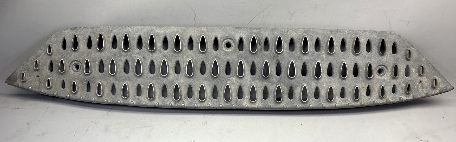 Genuine Paccar A82-6000 Cab Access Fairing Step Assembly