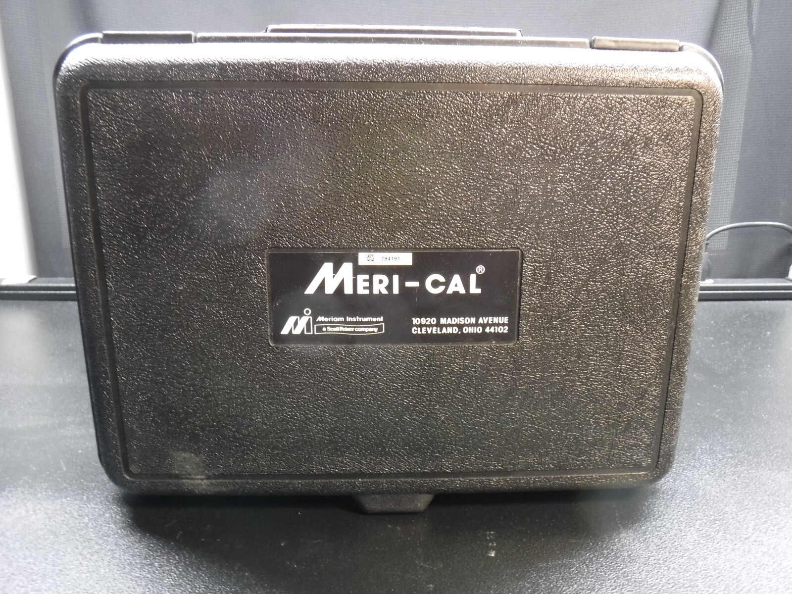 Meri-Cal  Model No. DP200I  Handheld Digital Pressure Calibrator