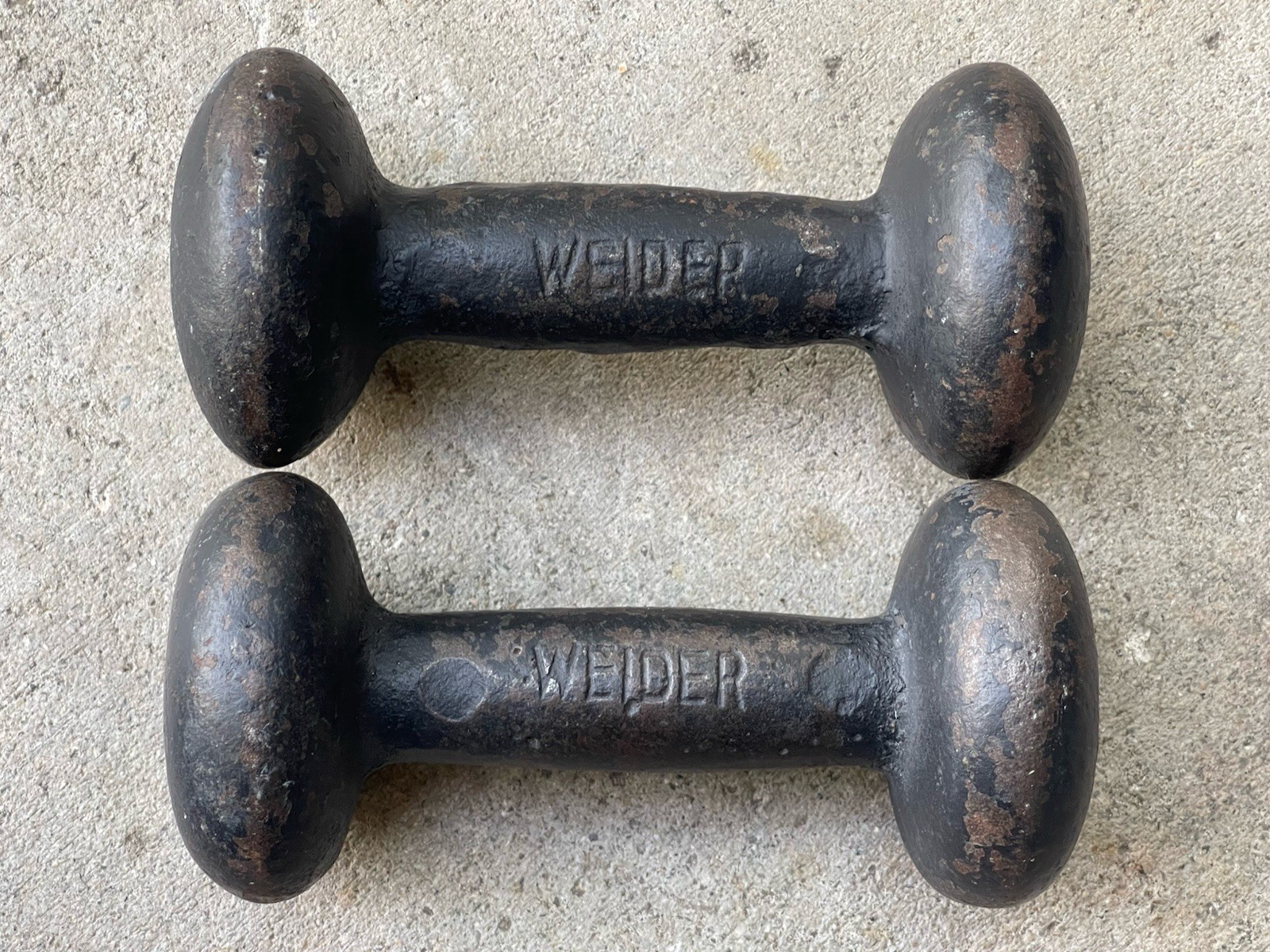 2 Vintage Weider 5 Lb Bun Head Dumbbell Pair CAST IRON USA nice