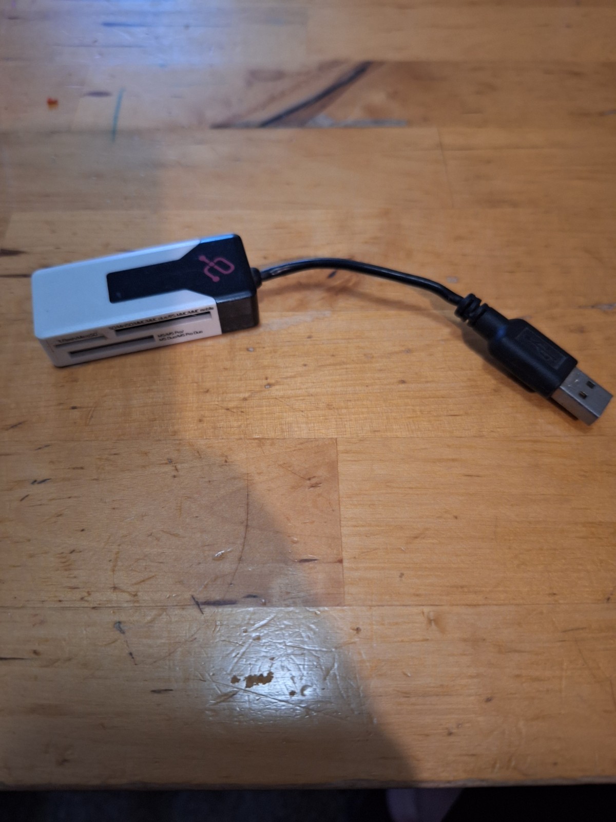 Aluratek AUCR200 MicroSD / MiniSD Usb 2.0 Multi-Media Card Reader