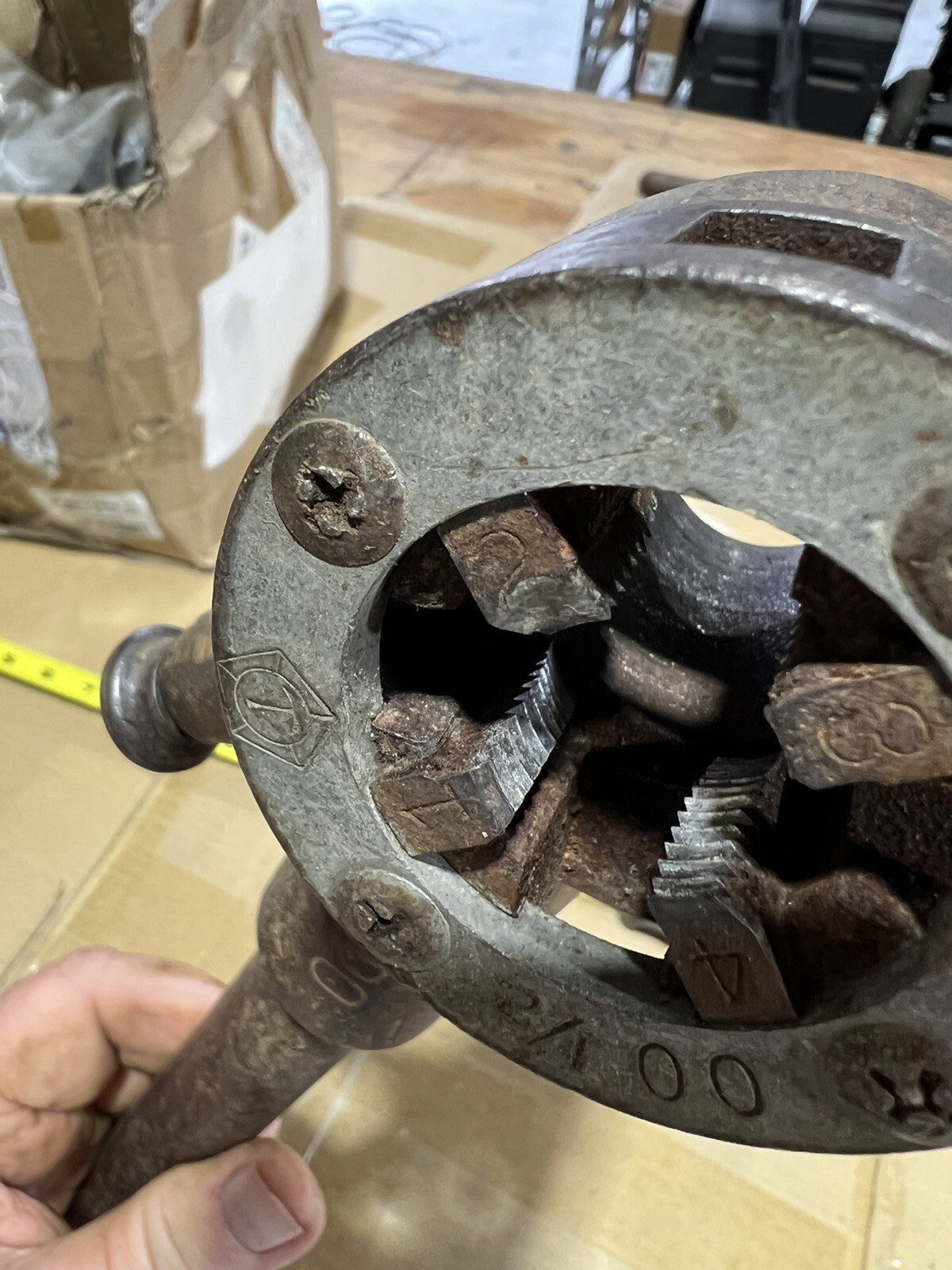 Toledo 00 1/2” Pipe Threader *Good Dies*