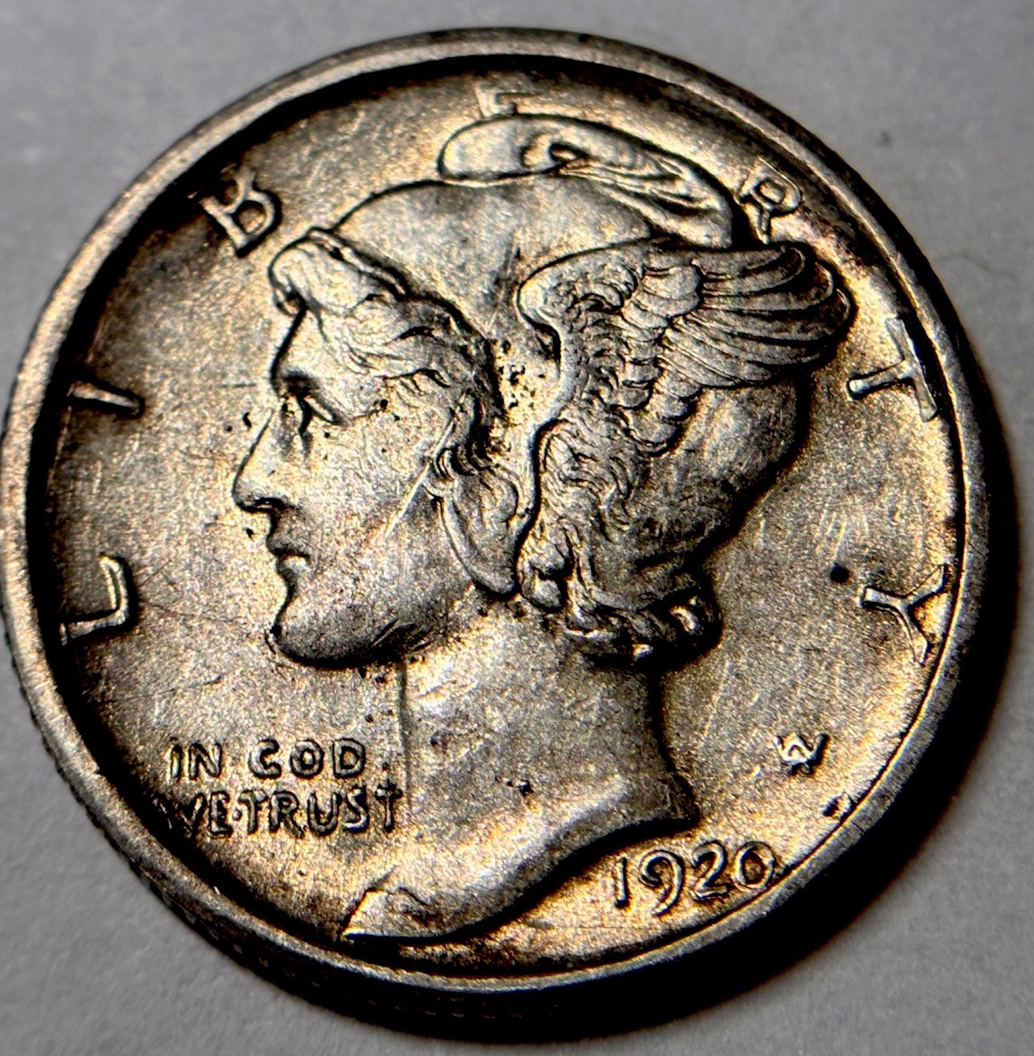 1920-D Mercury Dime, Better Denver issue, Choice AU!!!Completely Original