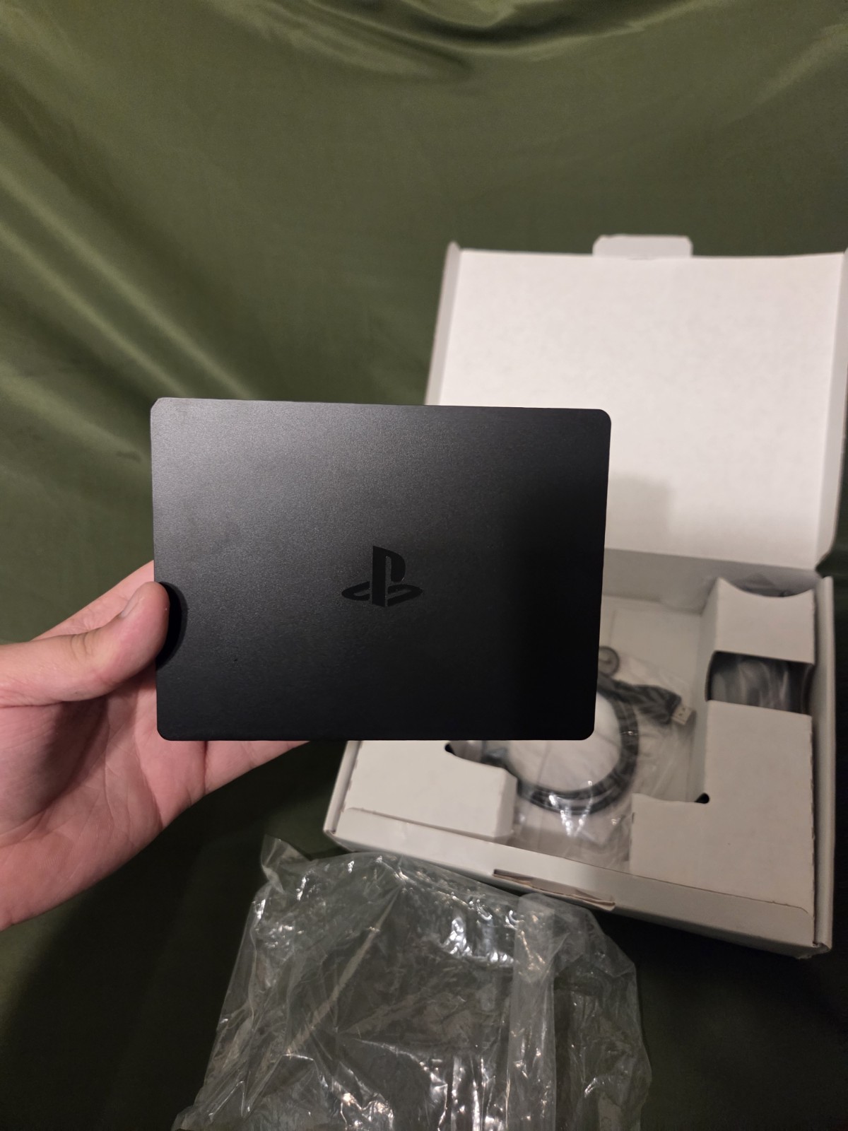 PS VR Processor Unit with PS Camera and 2 Move Controllers. Never Used. Open Box