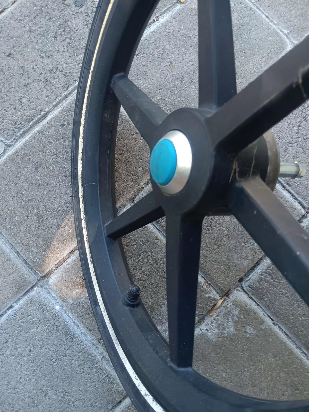 One 16" Rear Wheel For Thule Urban Glide 2 Stroller (CHOSE LEFT OR RIGHT SIDE)