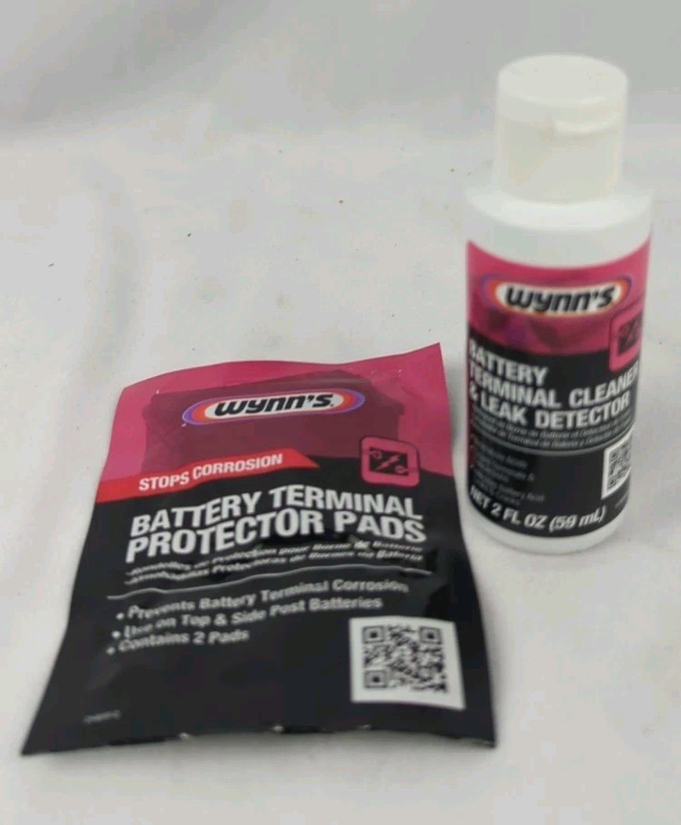 Wynn's Battery Maintenance Kit - Protector Pads & Leak Detector