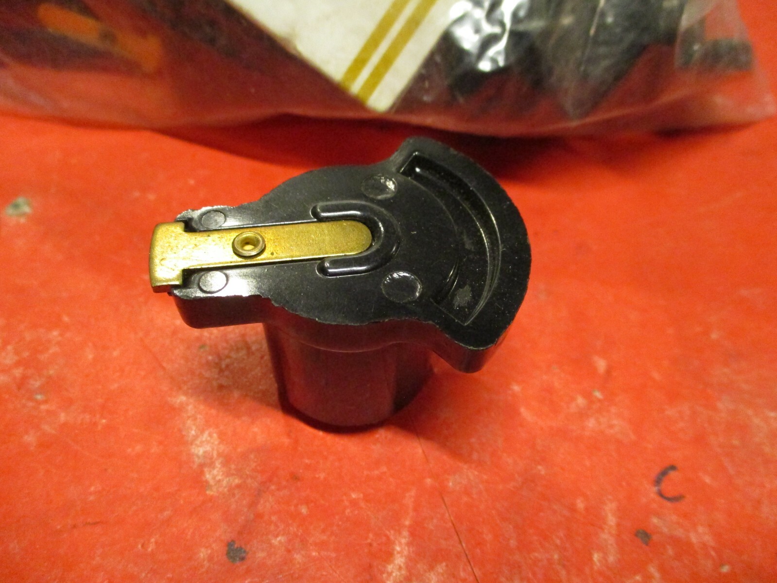 VOLKSWAGEN--PORSCHE-1951-1970  NEW- IGNITION ROTOR-