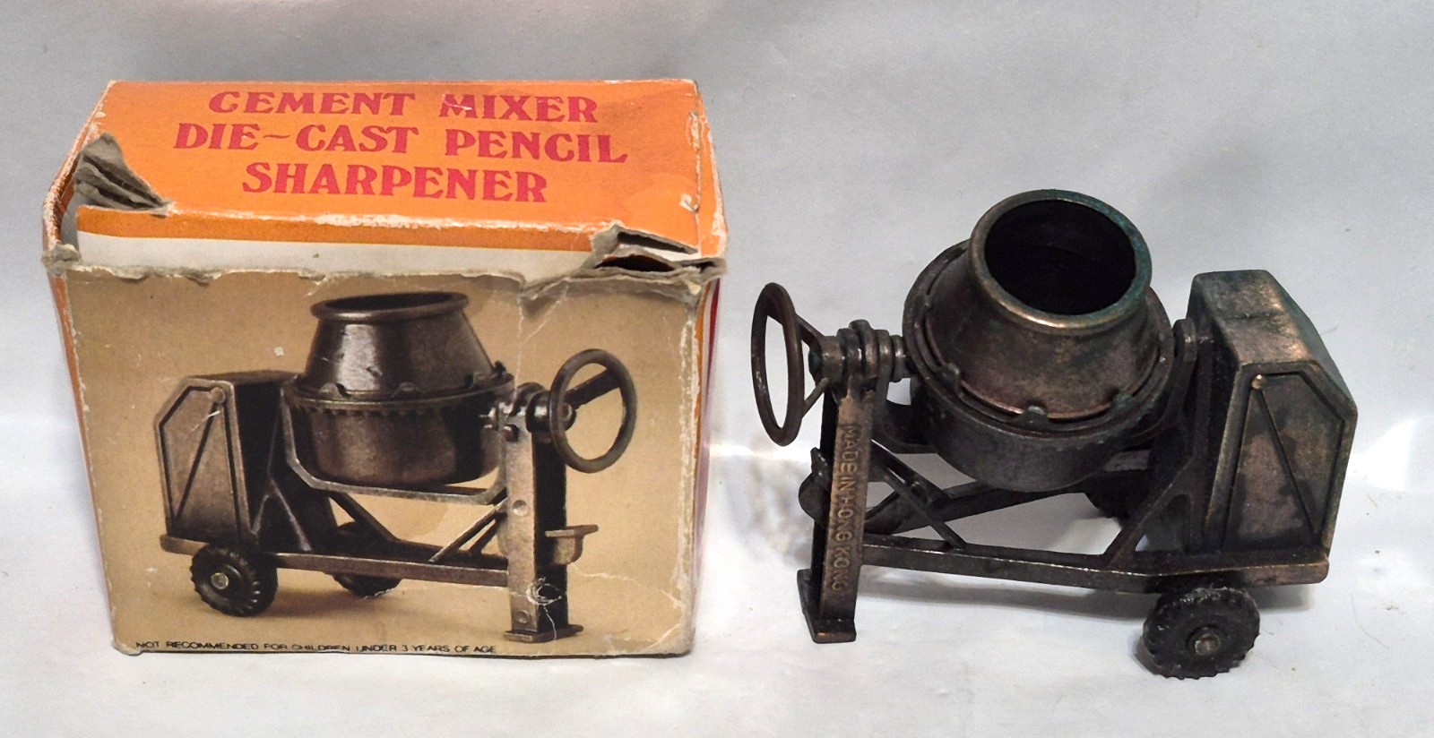 Antique Finished Die-Cast Miniature Cement Mixer Pencil Sharpener No# 205 in box