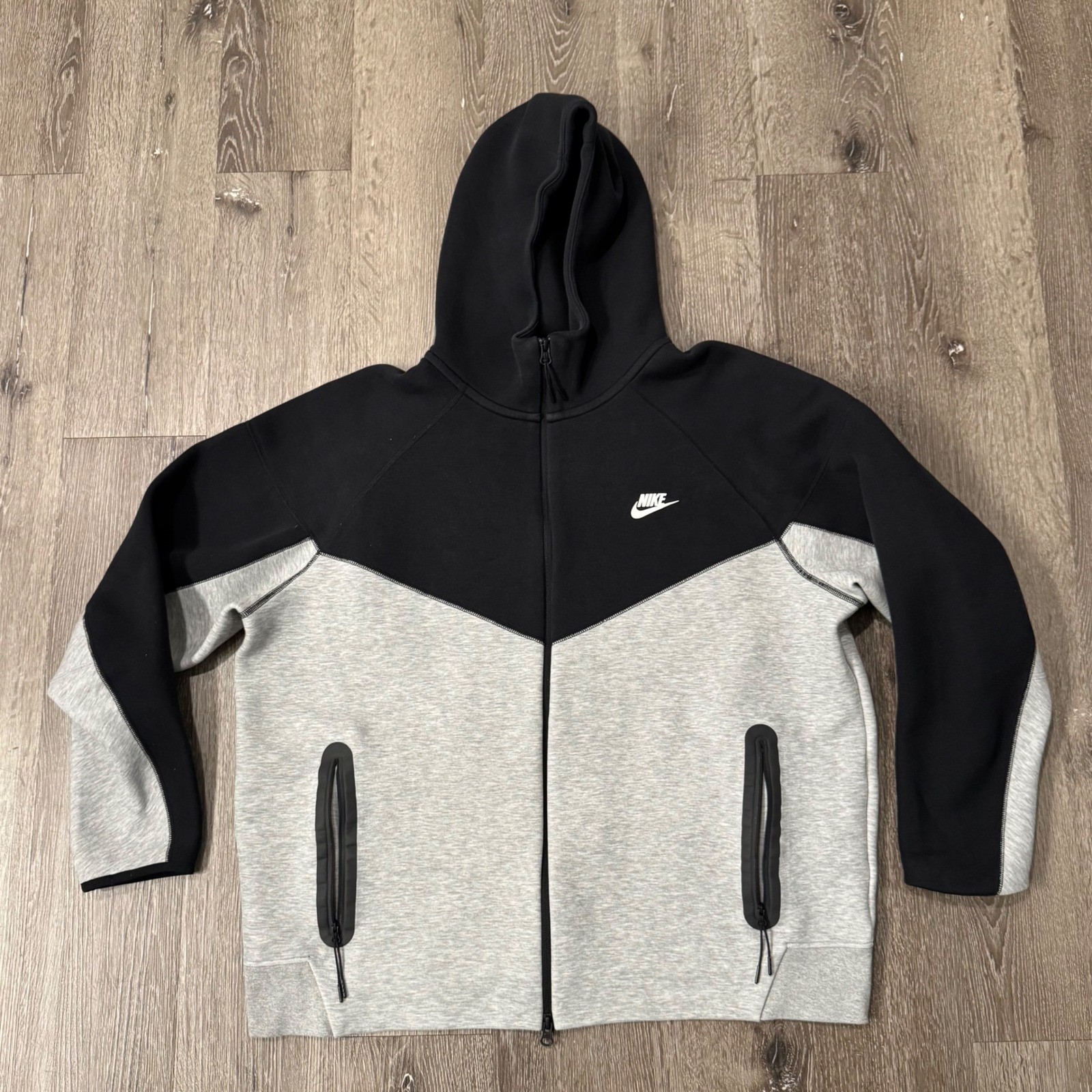 Nike Hoodie Mens XXL Black Grey Tech Fleece Full Zip Colorblock Chevron Active