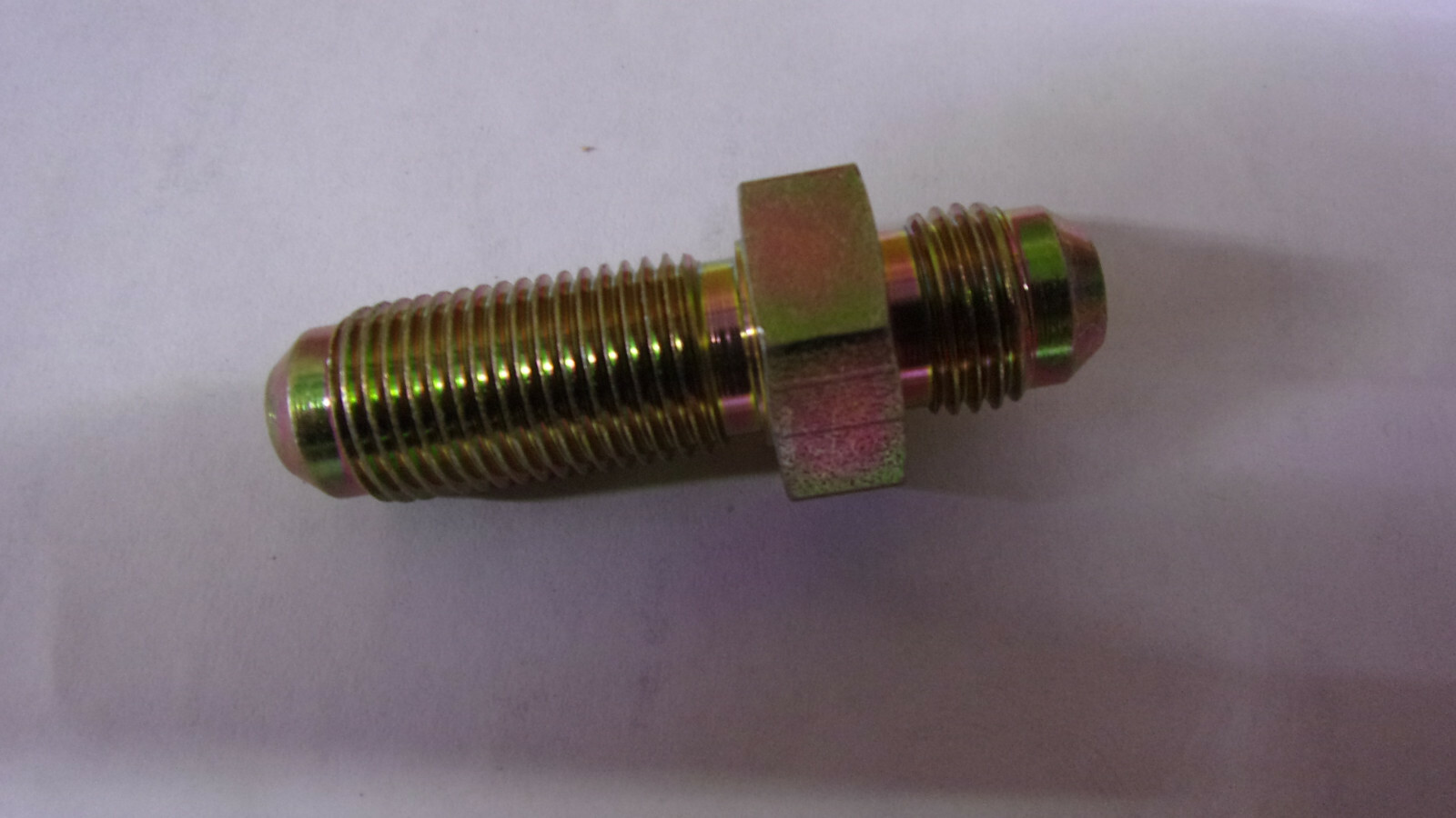 AGCO 45K000005B HYDRAULIC REMOTE VALVE ADAPTER, TRACTOR