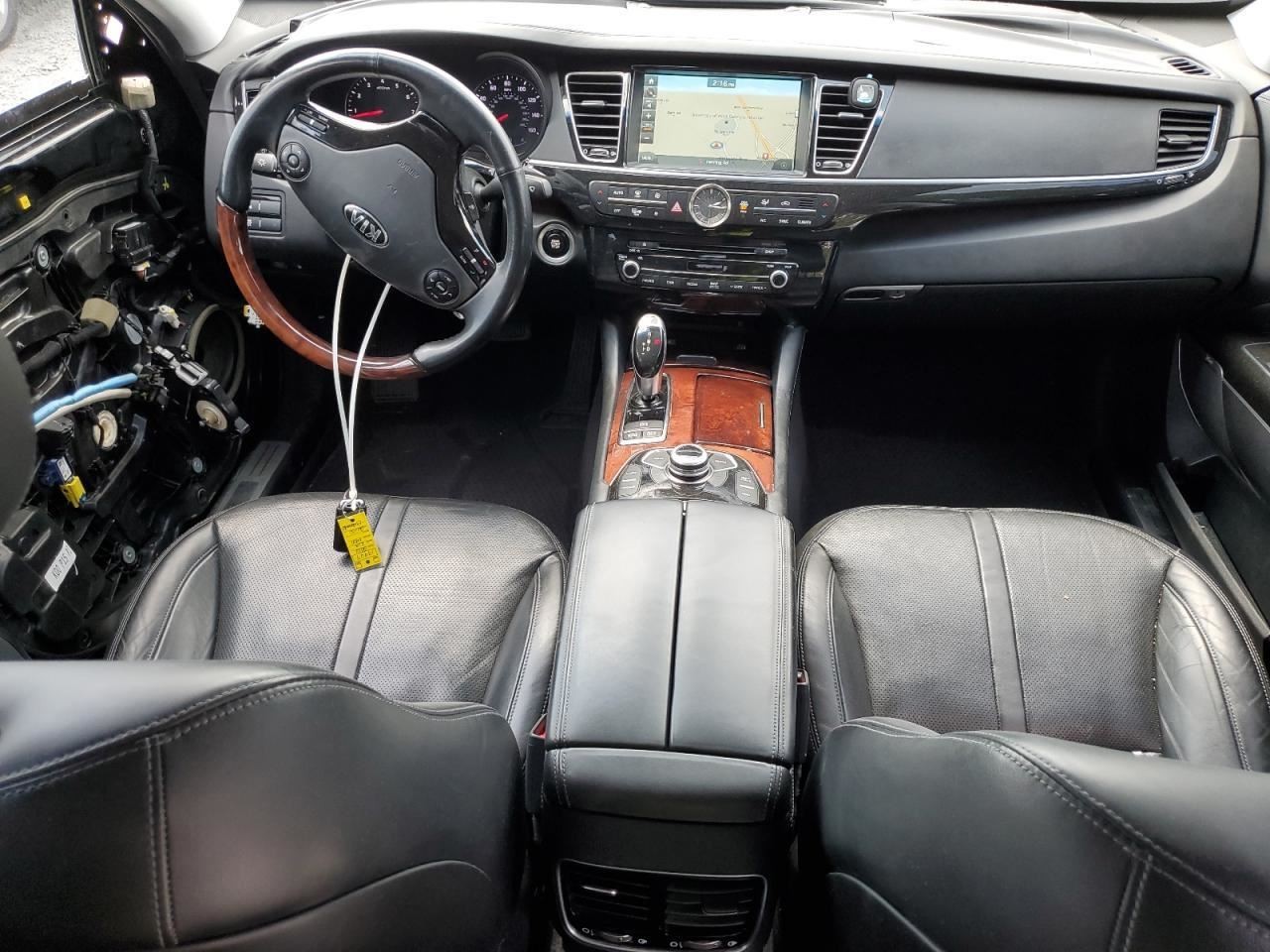 K900 2016 Glove Box 4826747