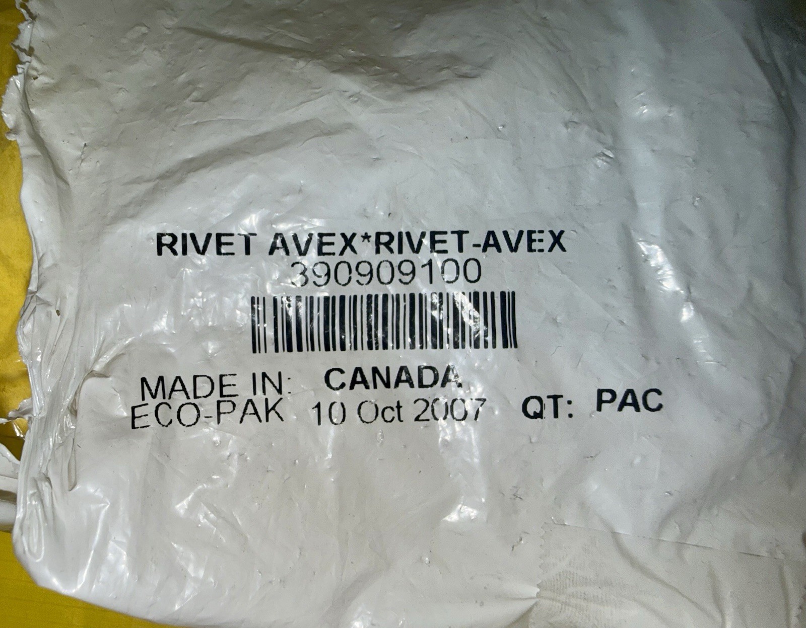 BRP OEM SkiDoo avex rivet 390909100 (pk of 6) new