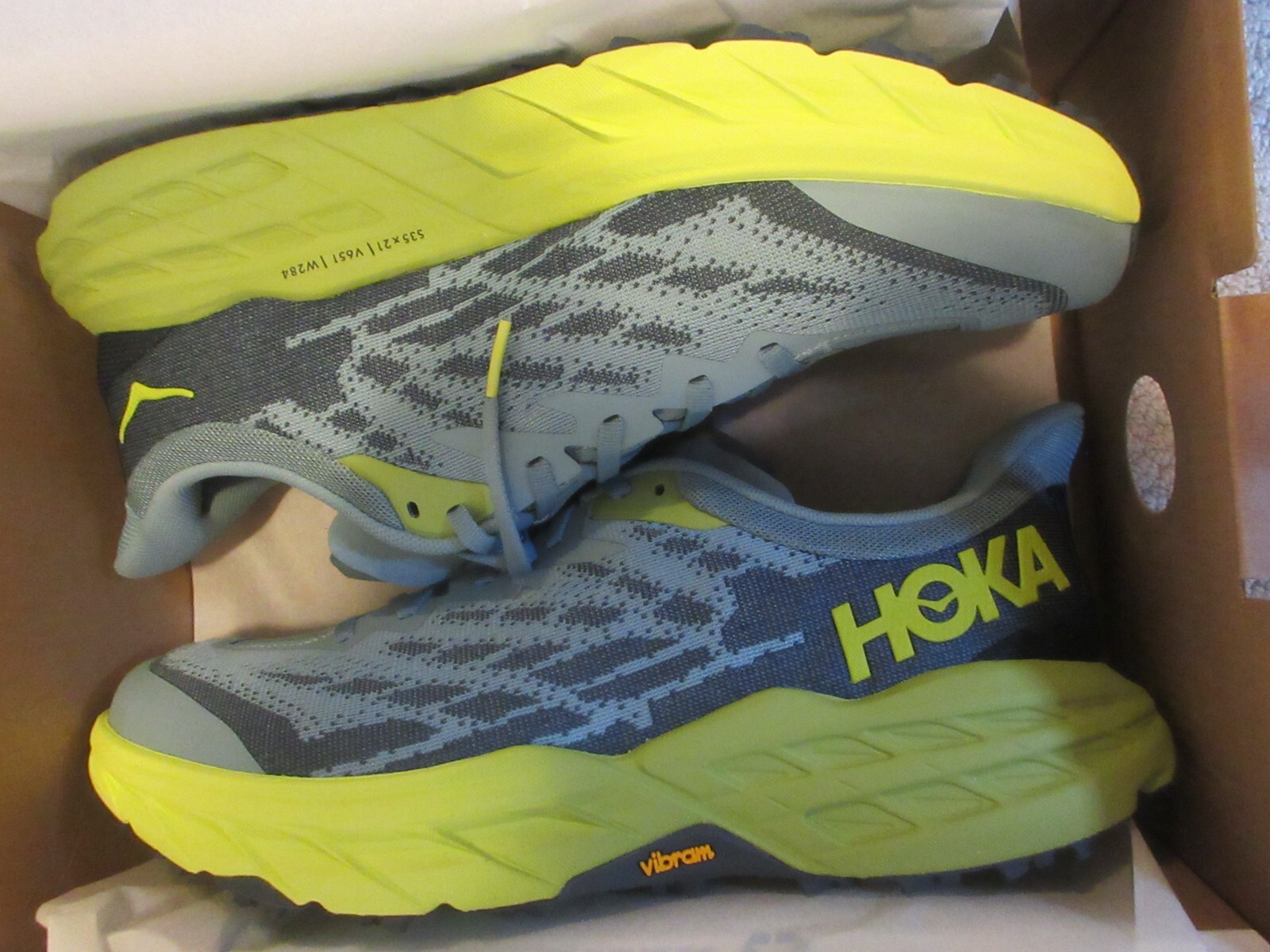 Men's New Hoka Speedgoat 5 Trail Running Shoes Sz 10.5 Stone Blue - Dark Citron