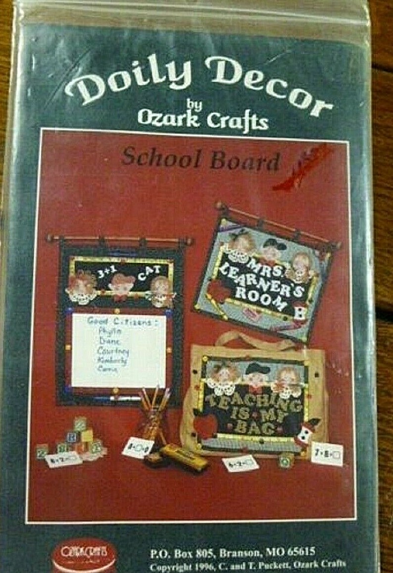 VINTAGE Doily Decor by Ozark Crafts SCHOOL BOARD Pattern 1996 NEW