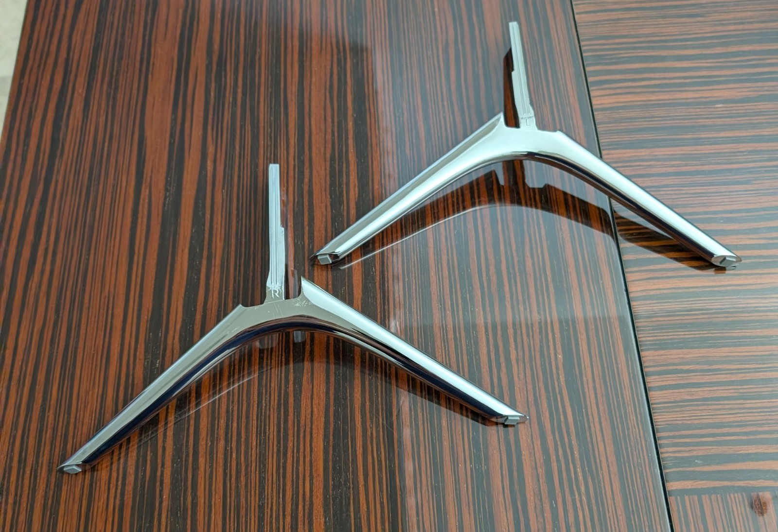 SAMSUNG  BN63-15120A/BN63-15114A For TV UN65KS7500F UN65KS8000FXZA Stands OEM