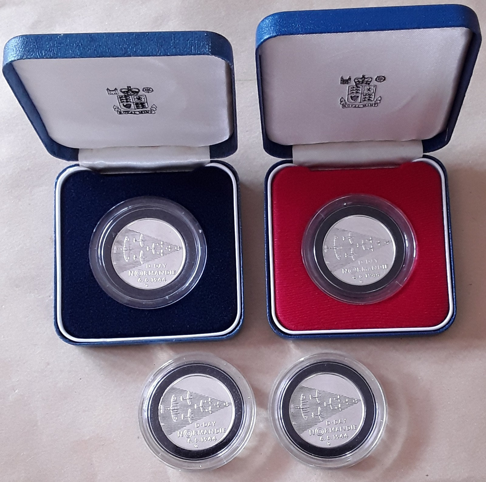1994 CZECK REPUBLIC 200 KORUN SILVER  900 13g 50th ANNI NORMANDY LANDINGS X 4