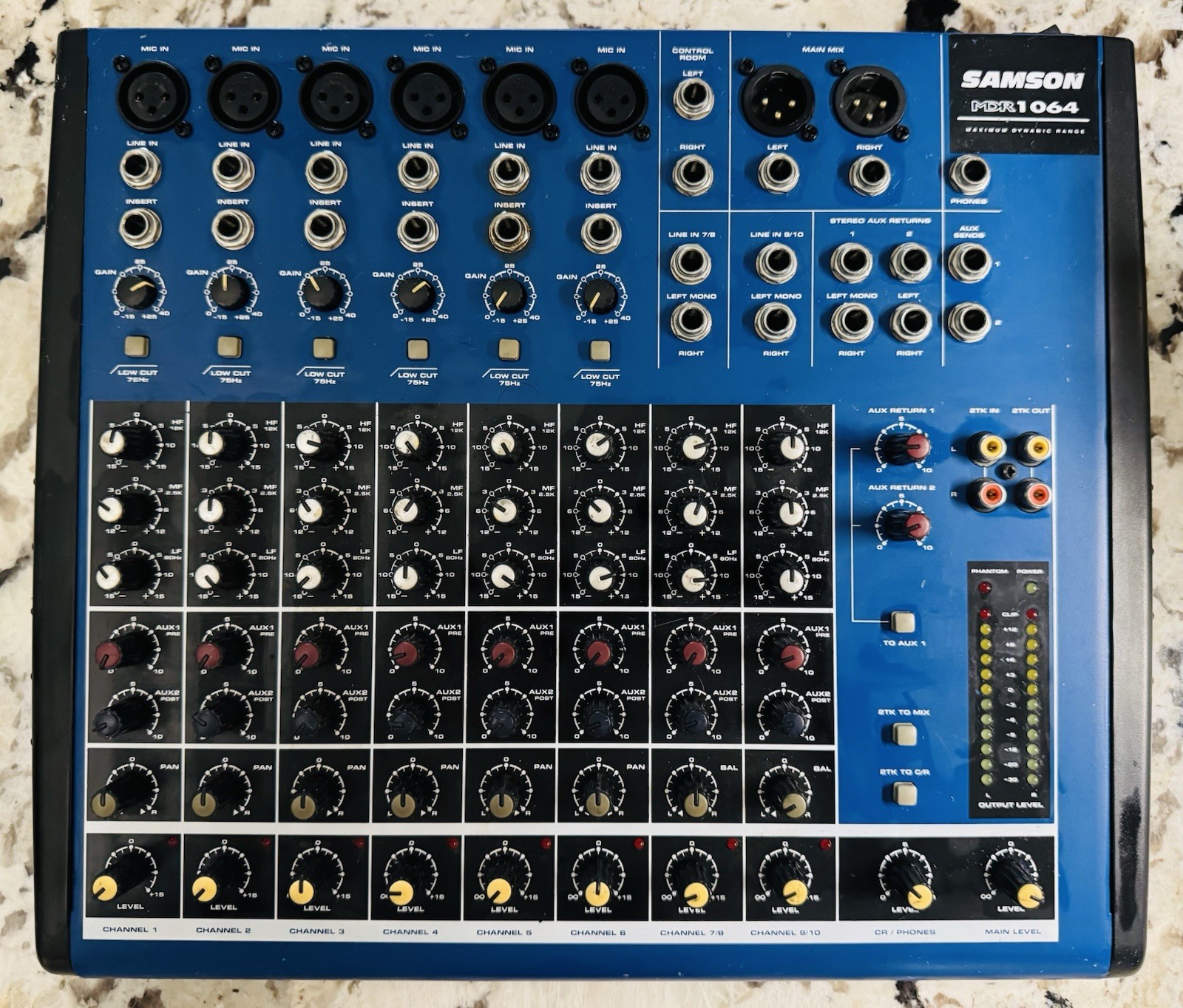 Samson MDR1064 10-channel Audio Mixer MDR 1064 Includes Original Power Supply